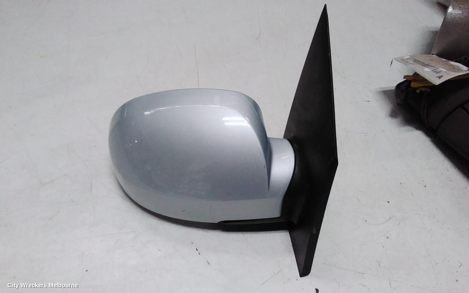 HYUNDAI GETZ RIGHT DOOR MIRROR, TB, 3DR/5DR HATCH, POWER, COLOUR CODED, 09/2002 - 09/2011