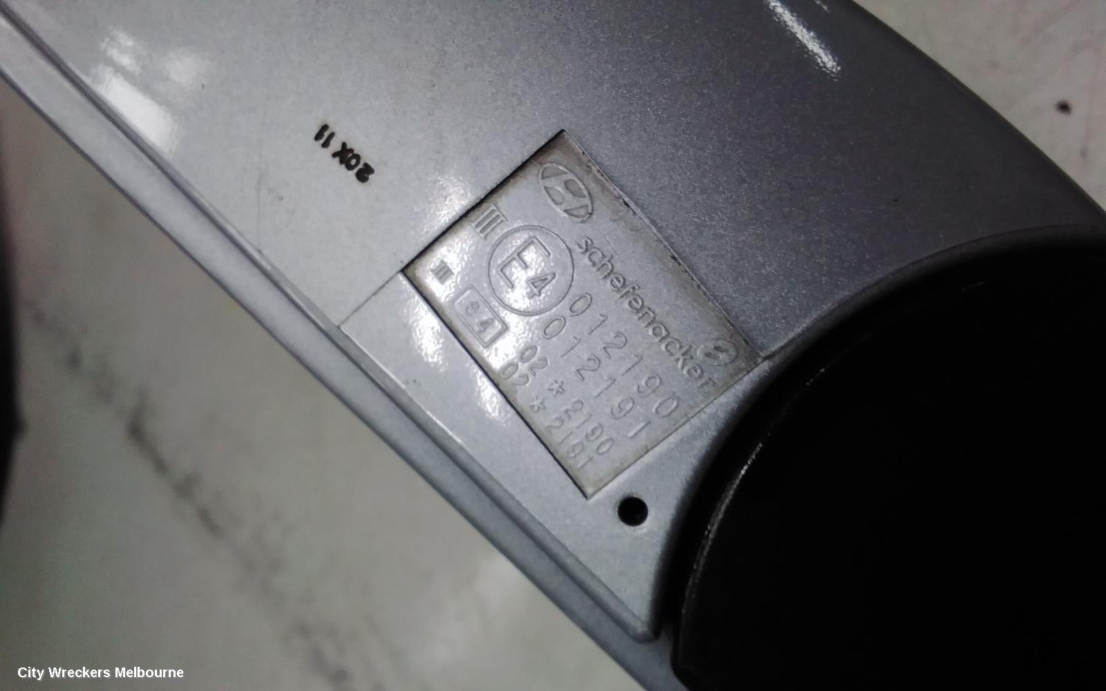 HYUNDAI GETZ RIGHT DOOR MIRROR, TB, 3DR/5DR HATCH, POWER, COLOUR CODED, 09/2002 - 09/2011