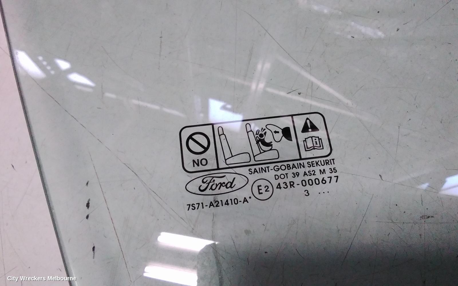 FORD MONDEO RIGHT FRONT DOOR WINDOW, MA-MC, GREEN TINT TYPE, 10/2007 - 12/2014