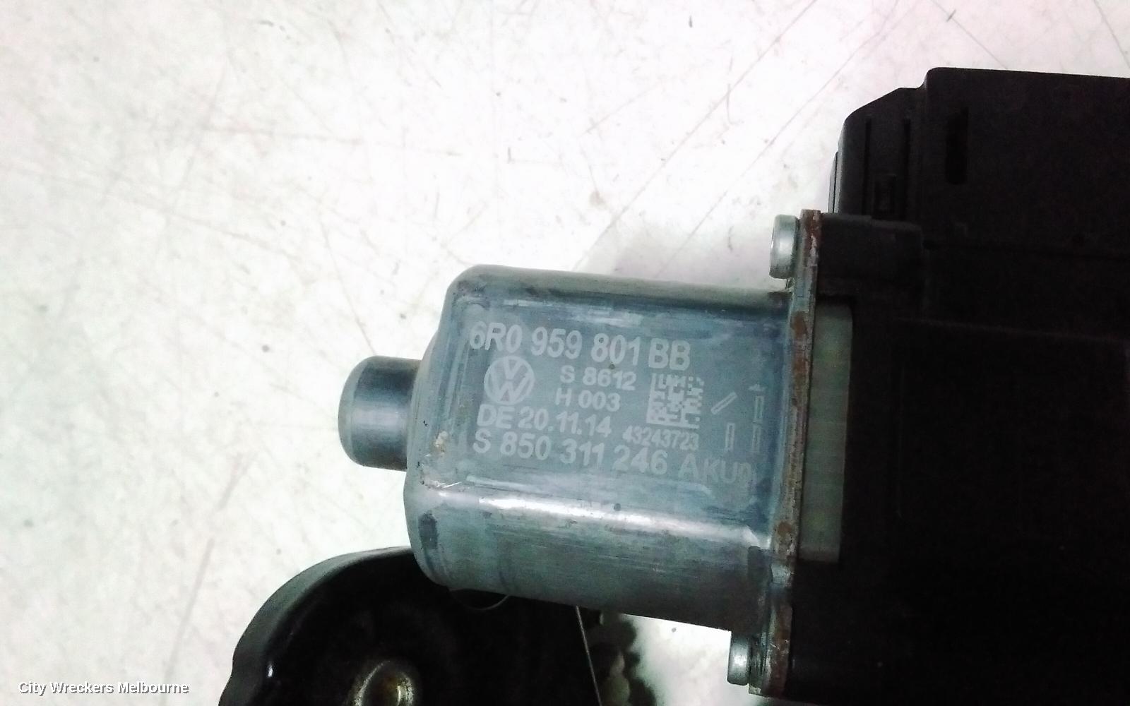 VOLKSWAGEN POLO RIGHT FRONT WINDOW REG/MOTOR, 6R, POWER, 5DR HATCH, 05/2010 - 05/2014