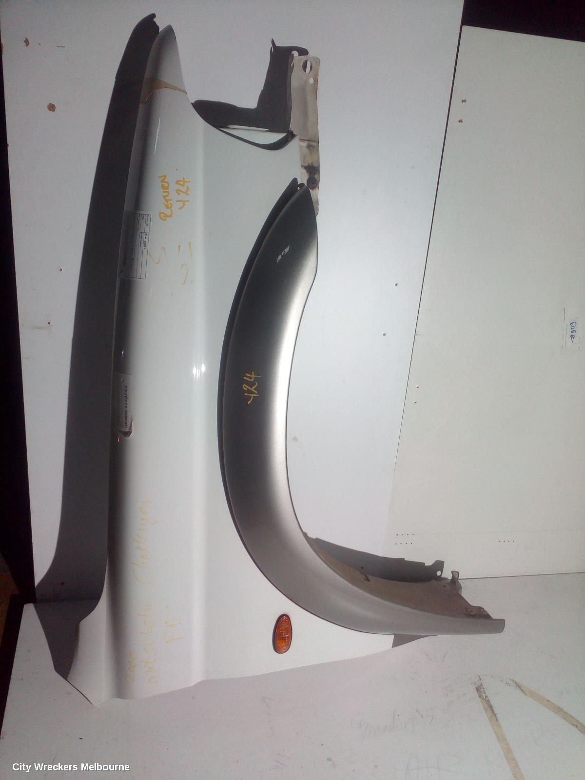 MITSUBISHI CHALLENGER RIGHT GUARD, PA, 09/2000 - 01/2006