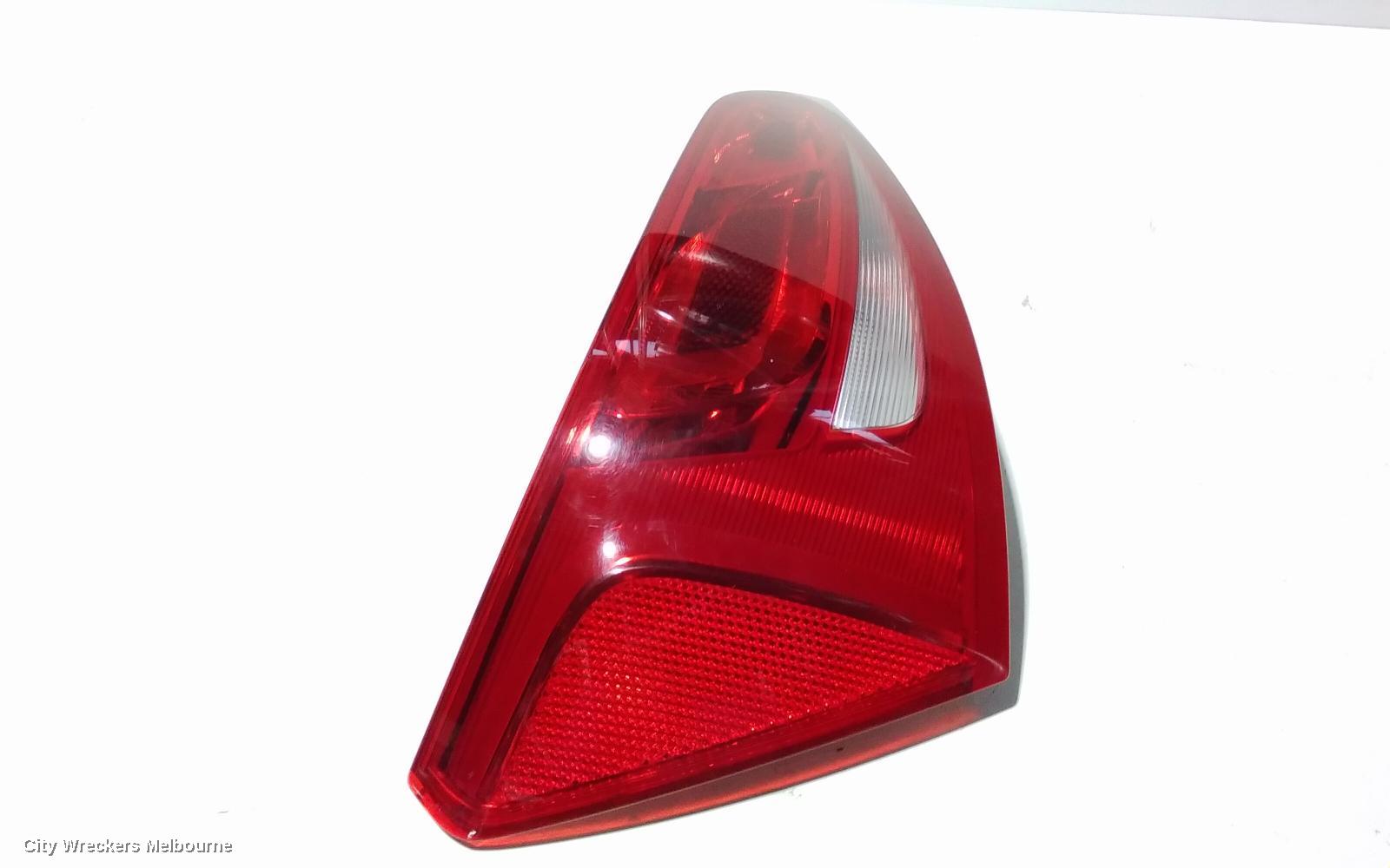AUDI Q5 LEFT TAILLIGHT, IN TAILGATE, 8R, STANDARD TYPE, 03/2009 - 01/2017