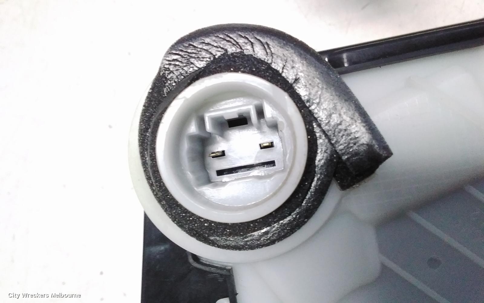 HONDA HRV DOOR/BOOT/GATE LOCK, LEFT FRONT DOOR LOCK, RU5, 12/2014 - 10/2021