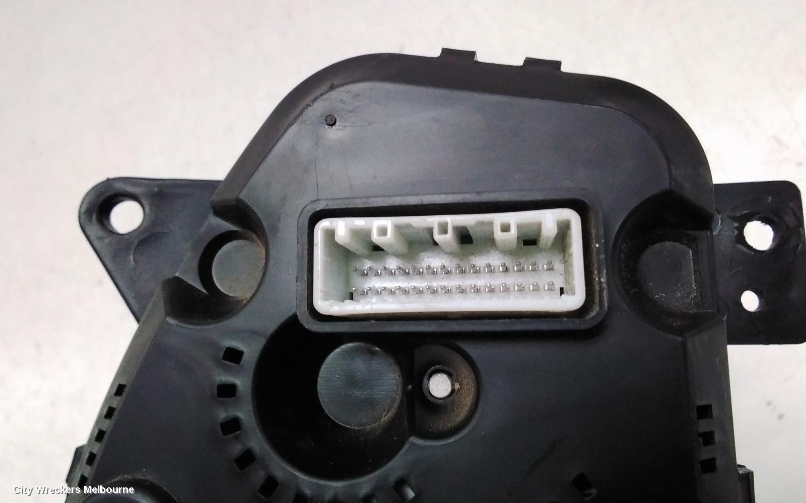 HOLDEN BARINA INSTRUMENT CLUSTER, INSTRUMENT CLUSTER, AUTO, TK, SINGLE SCREEN, SEDAN/5DR HATCH,12/2005 - 12/2012
