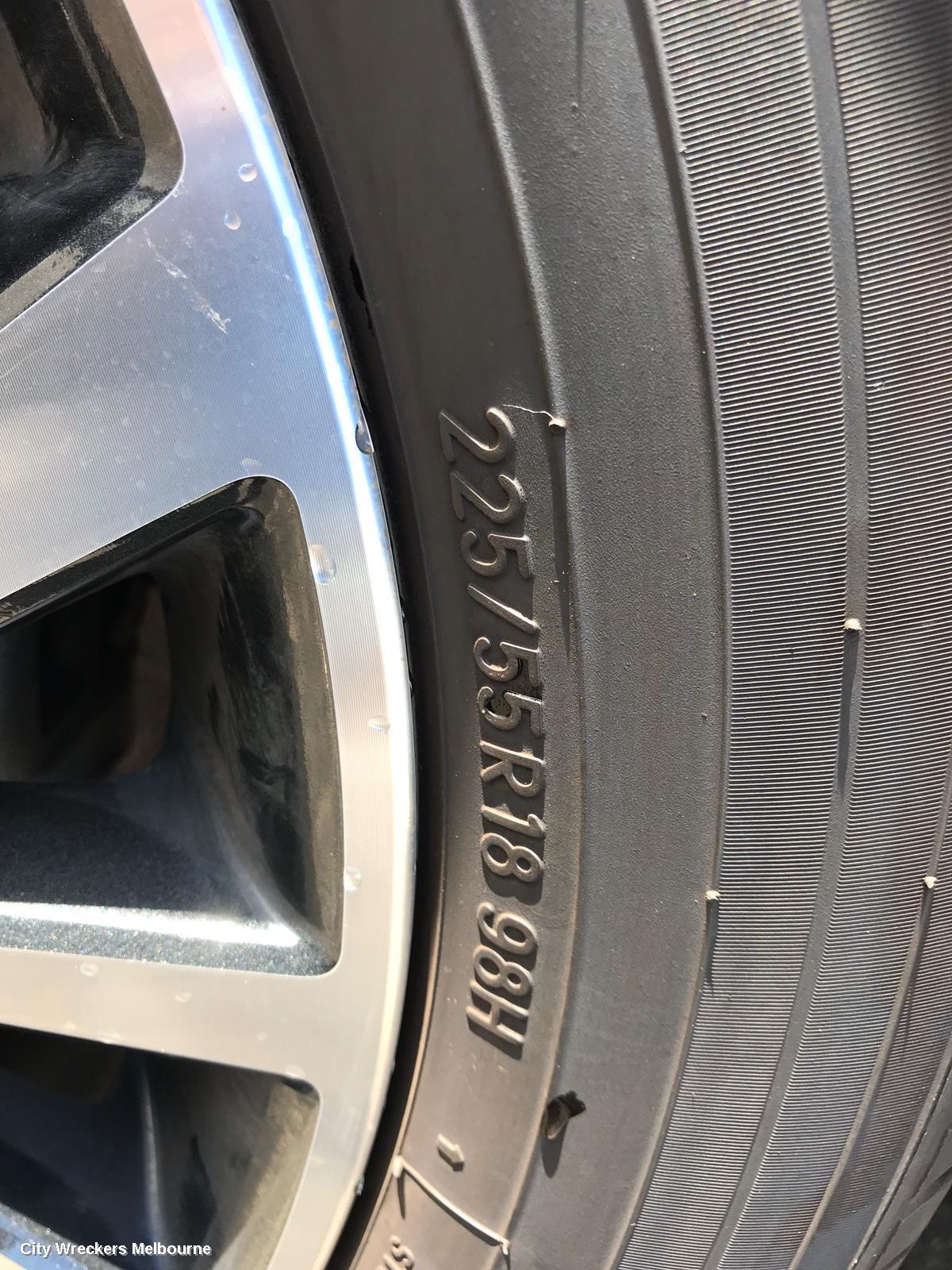 MITSUBISHI OUTLANDER LEFT REAR DOOR/SLIDING, ZK-ZL, NON PHEV TYPE, 04/2015 - 07/2021