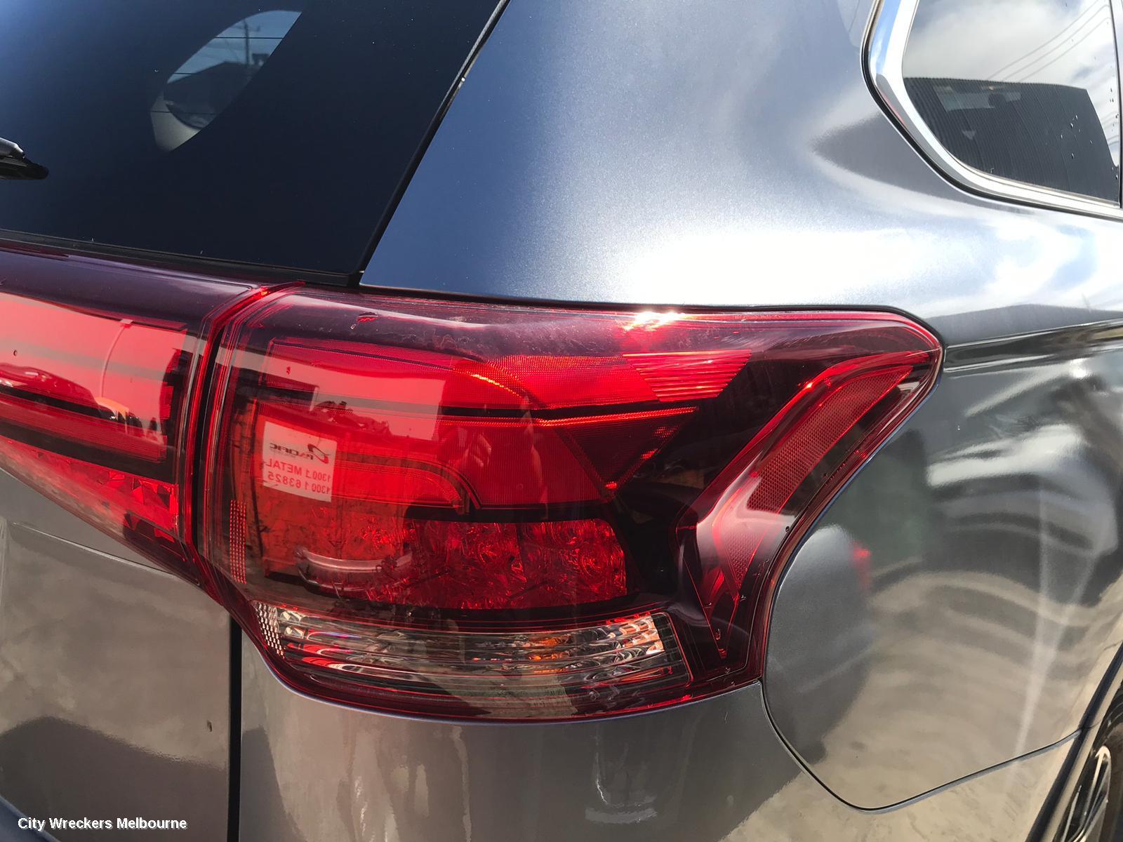 MITSUBISHI OUTLANDER LEFT REAR DOOR/SLIDING, ZK-ZL, NON PHEV TYPE, 04/2015 - 07/2021