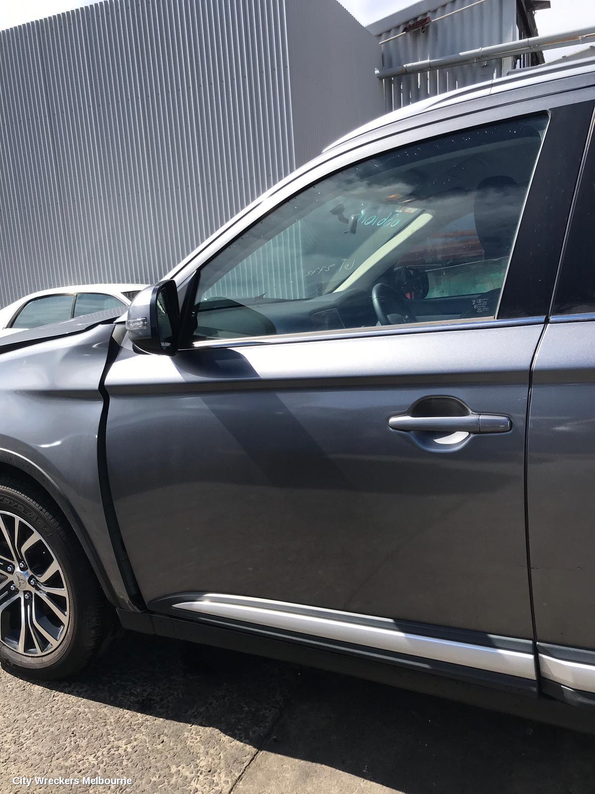 MITSUBISHI OUTLANDER LEFT REAR DOOR/SLIDING, ZK-ZL, NON PHEV TYPE, 04/2015 - 07/2021