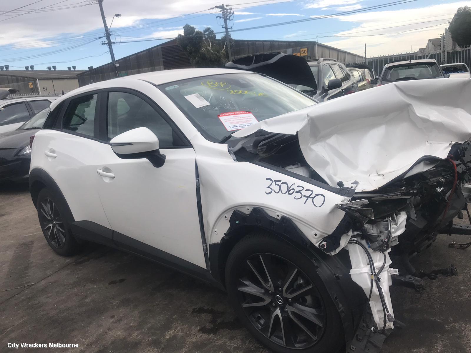 MAZDA CX3 TAILGATE HANDLE, DK, 03/2015 ONWARDS