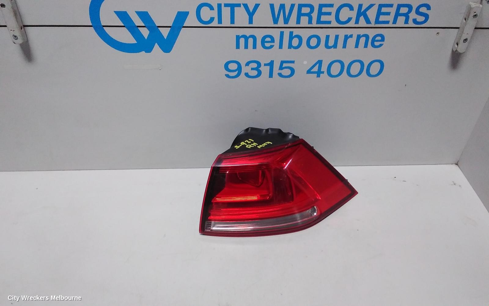 VOLKSWAGEN GOLF RIGHT TAILLIGHT, GEN 7, HATCH, STANDARD, NON LED TYPE, 03/2013 - 03/2017