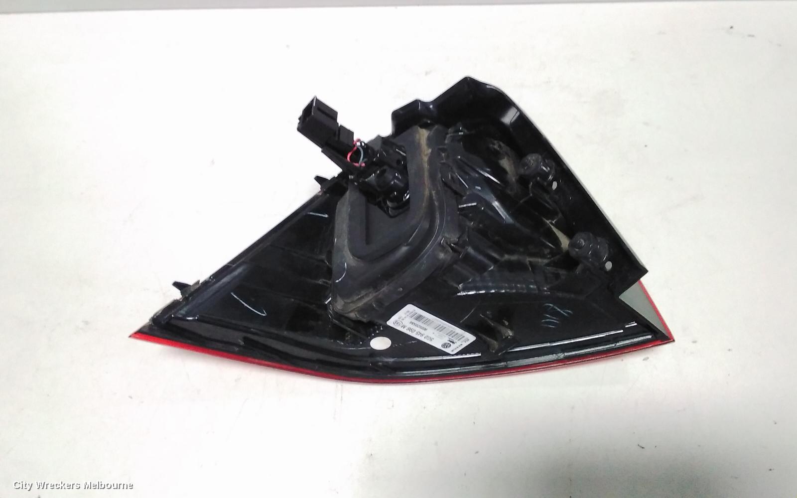 VOLKSWAGEN GOLF RIGHT TAILLIGHT, GEN 7, HATCH, STANDARD, NON LED TYPE, 03/2013 - 03/2017