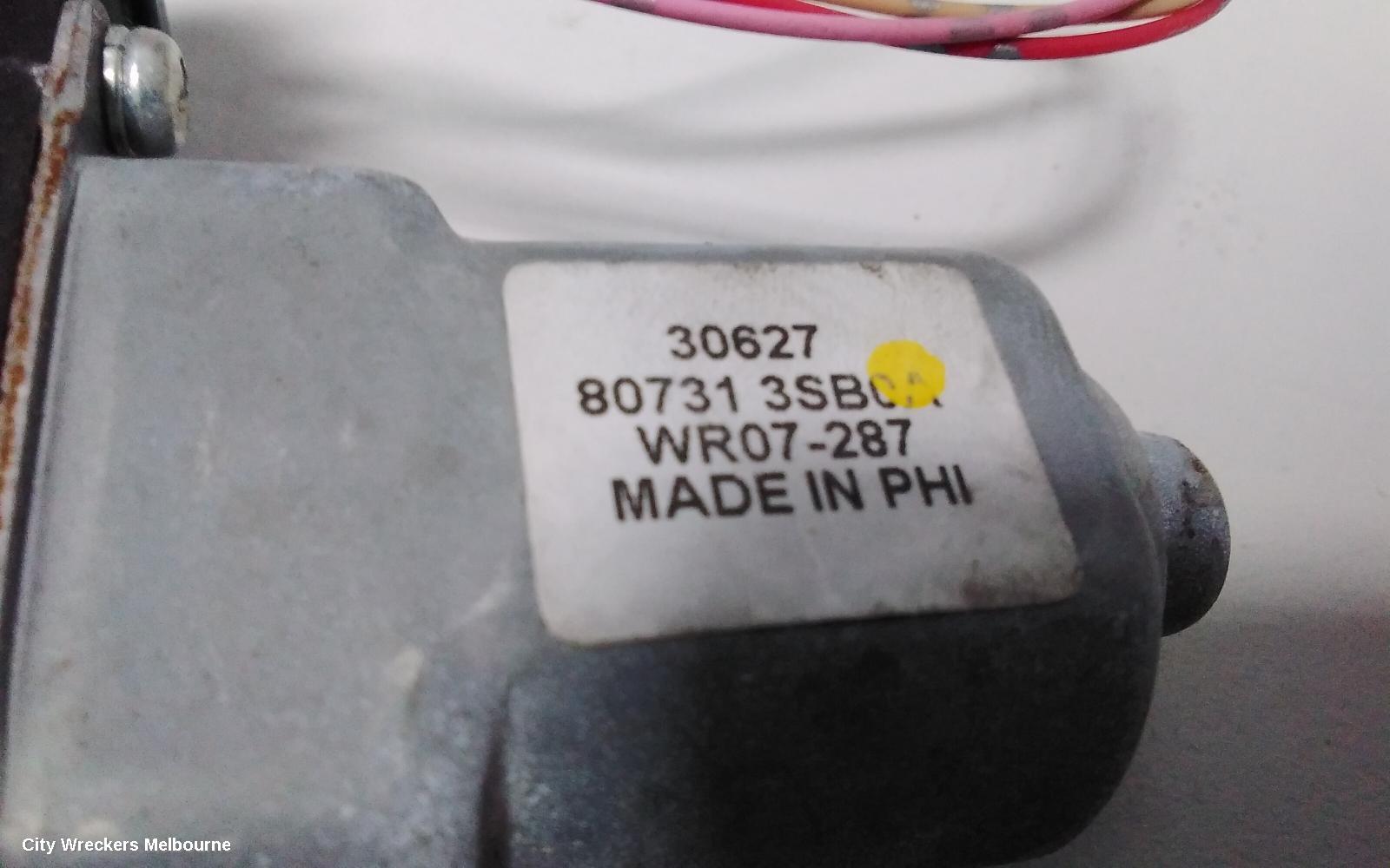 NISSAN PULSAR RIGHT FRONT WINDOW REG/MOTOR, B17, SEDAN, 12/2012 - 12/2017