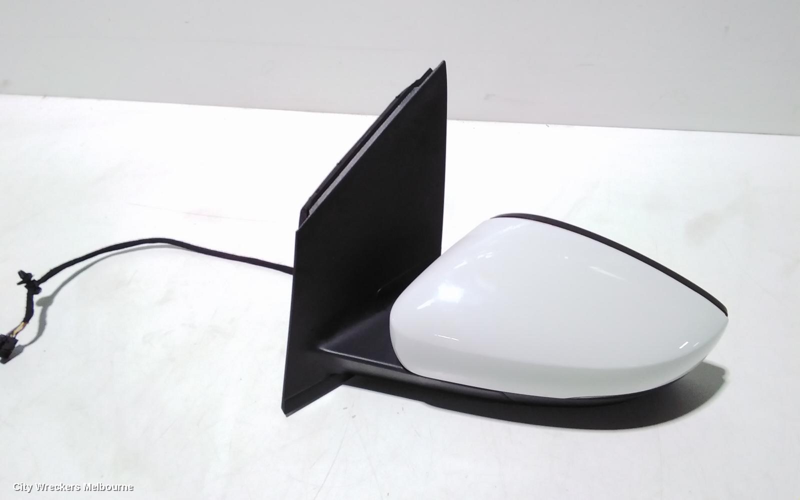 VOLKSWAGEN POLO LEFT DOOR MIRROR, 6R, HEATED TYPE, 05/2014 - 09/2017