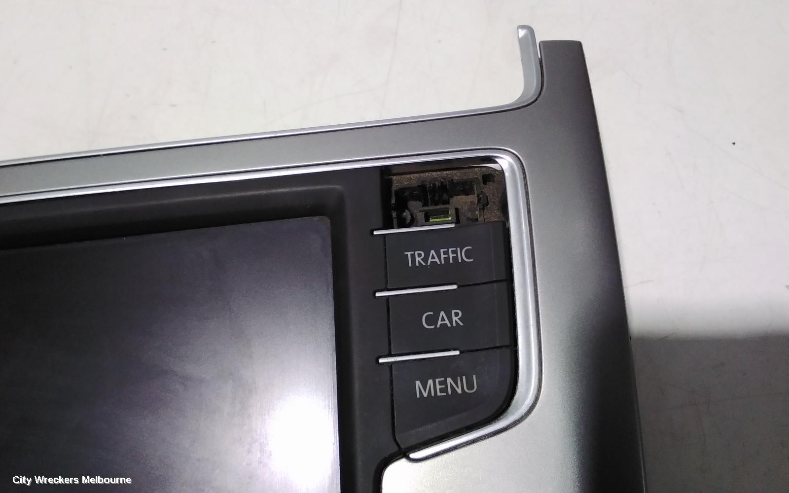 VOLKSWAGEN POLO RADIO/CD/DVD/SAT/TV, DISPLAY UNIT, 6.5IN DISCOVER MEDIA, SAT NAV TYPE, 6R, 05/2010 - 09/2017