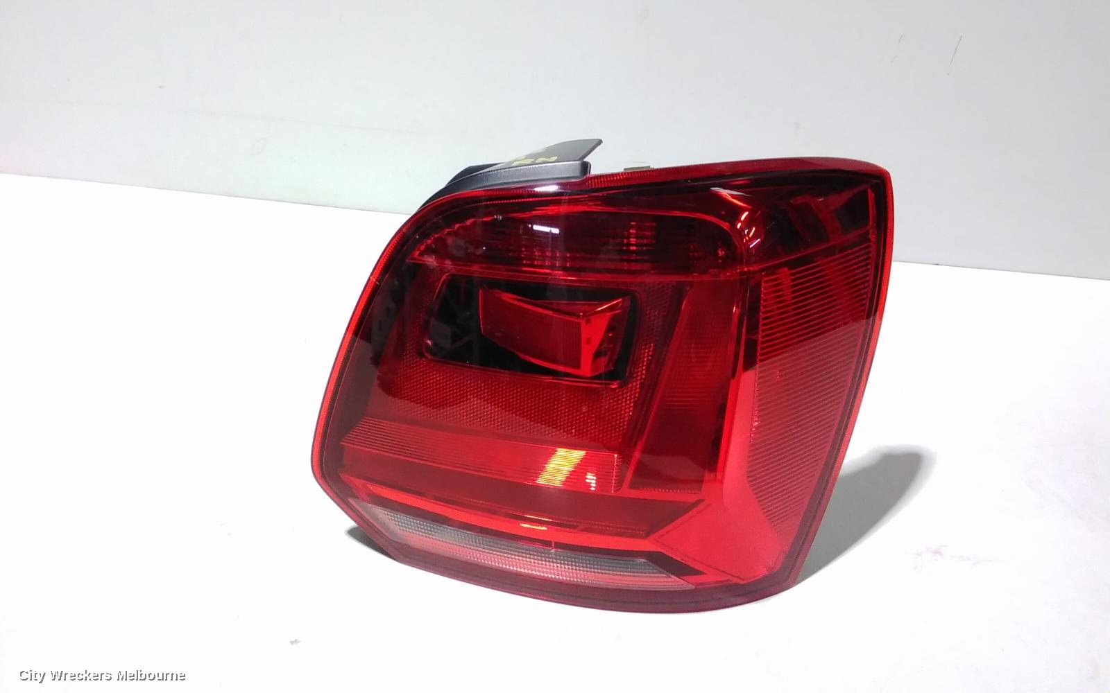 VOLKSWAGEN POLO LEFT TAILLIGHT, 6R, COMFORTLINE/TRENDLINE, RED INSERT TYPE, 05/2014 - 09/2017