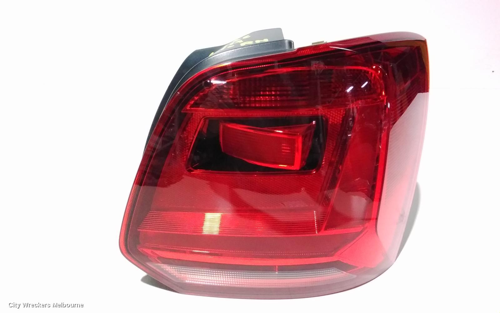 VOLKSWAGEN POLO LEFT TAILLIGHT, 6R, COMFORTLINE/TRENDLINE, RED INSERT TYPE, 05/2014 - 09/2017