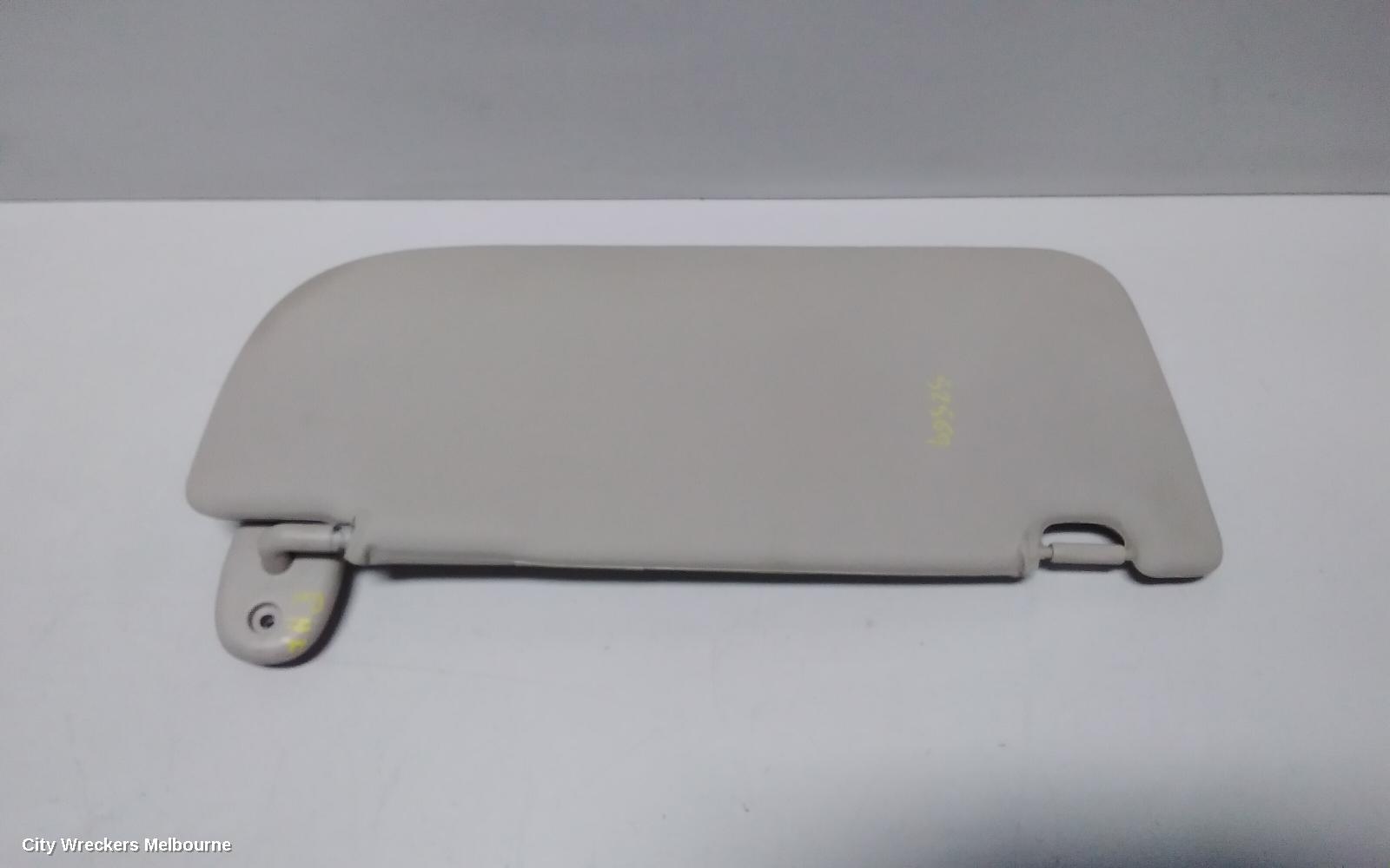 HOLDEN COLORADO SUNVISOR, RG 7, RH SIDE, 12/2012 - 06/2016