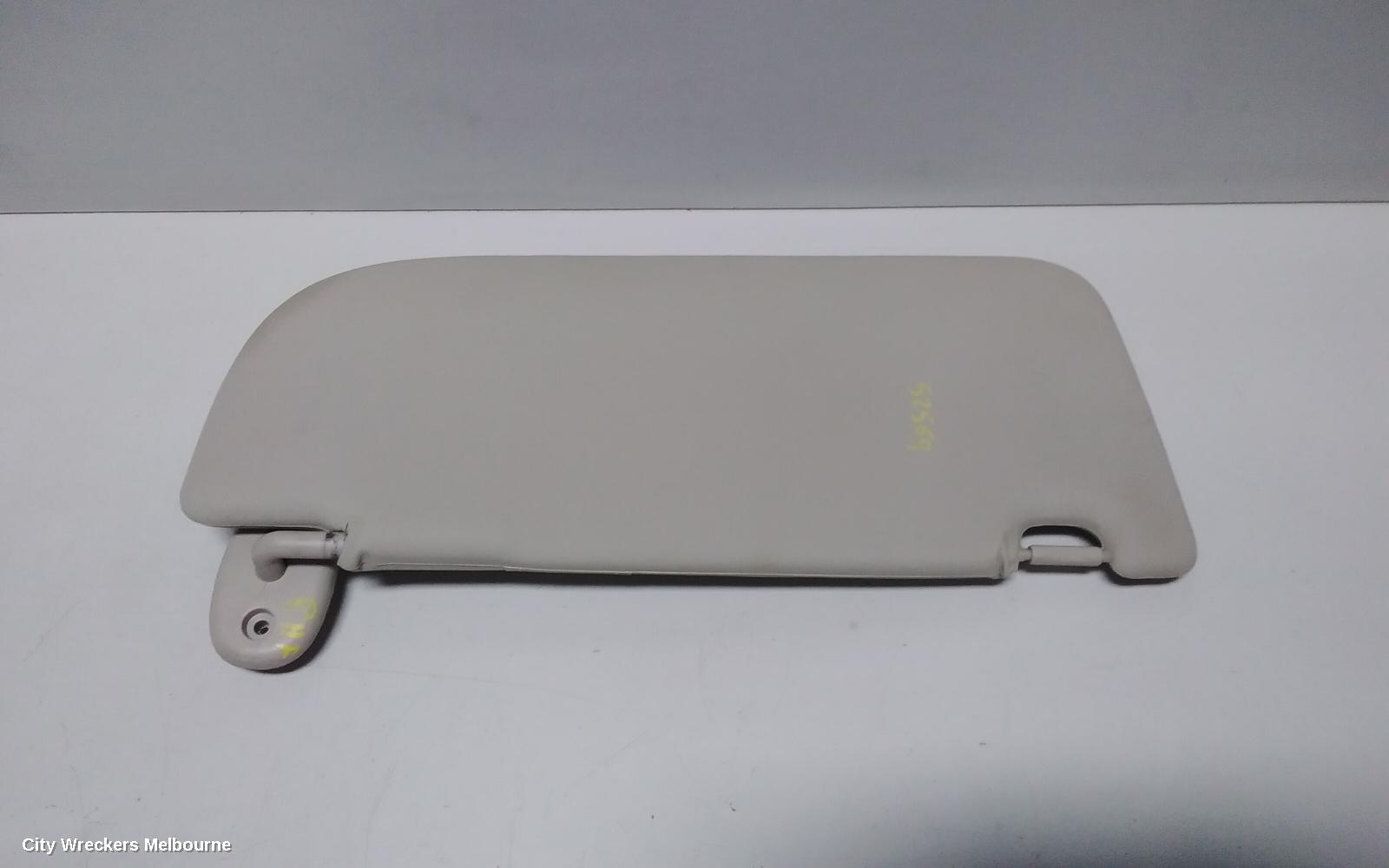 HOLDEN COLORADO SUNVISOR, RG 7, RH SIDE, 12/2012 - 06/2016