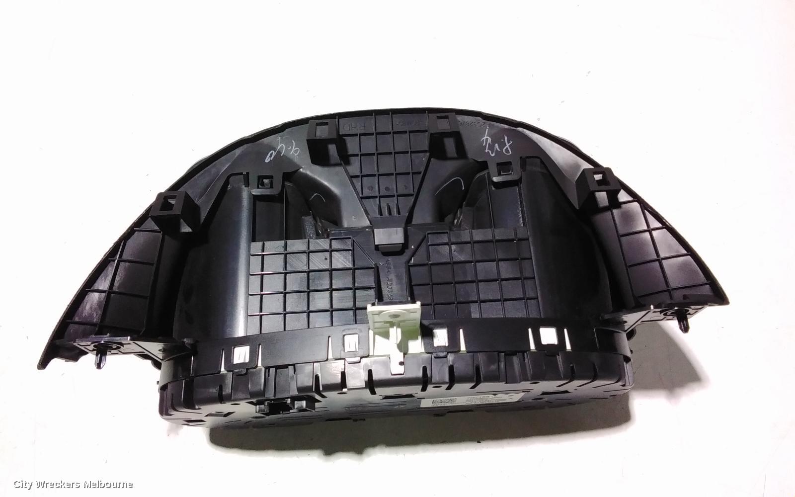HOLDEN COMMODORE INSTRUMENT CLUSTER, INSTRUMENT CLUSTER, AUTO T/M TYPE, VF, CALAIS/CALAIS-V, 05/2013 - 12/2017