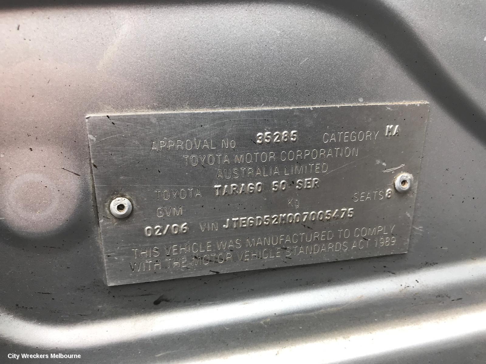 TOYOTA TARAGO REAR GARNISH, TAILGATE LAMP (LH SIDE), ACR50R, 03/2006 - 12/2008