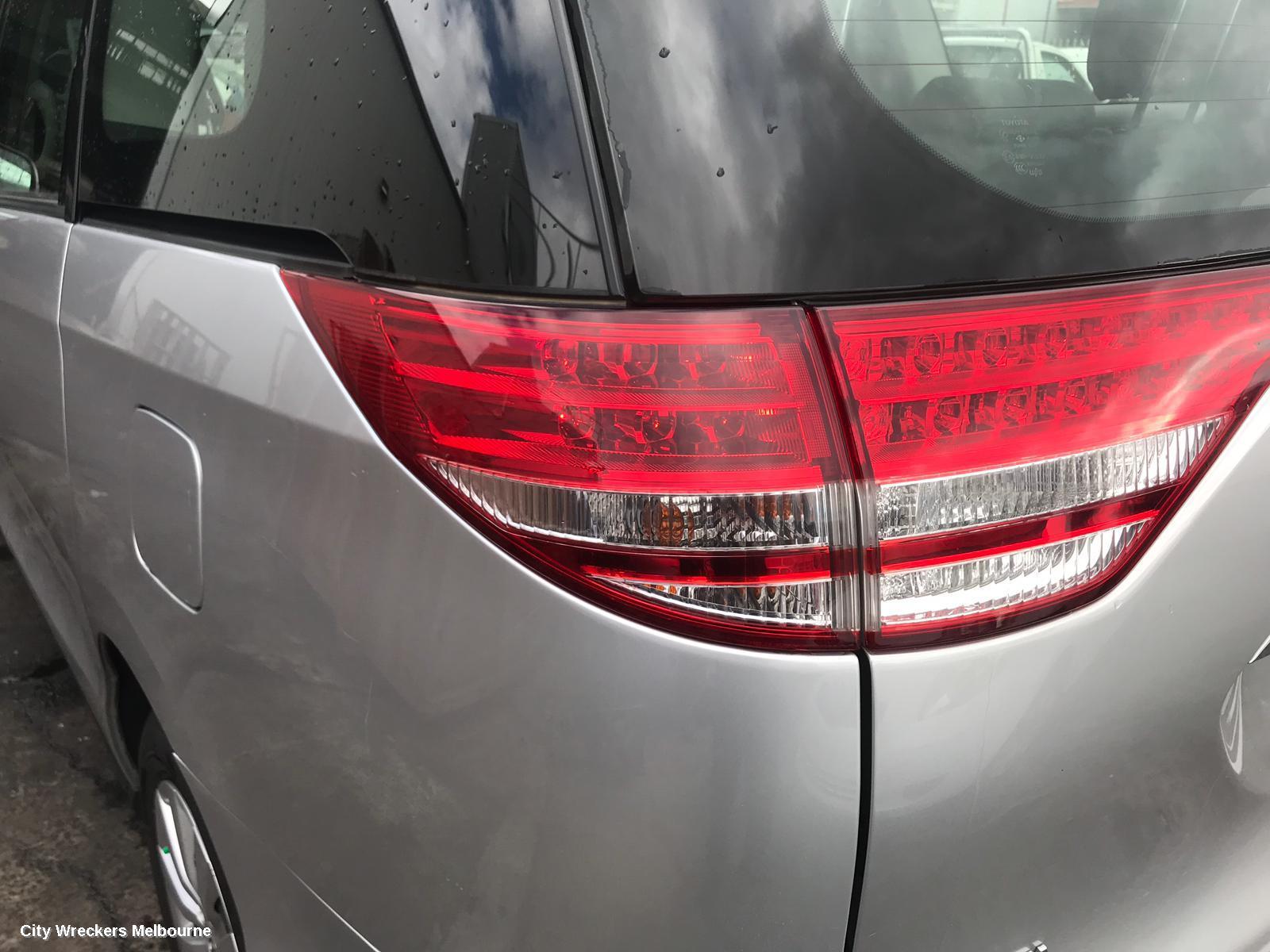 TOYOTA TARAGO REAR GARNISH, TAILGATE LAMP (LH SIDE), ACR50R, 03/2006 - 12/2008