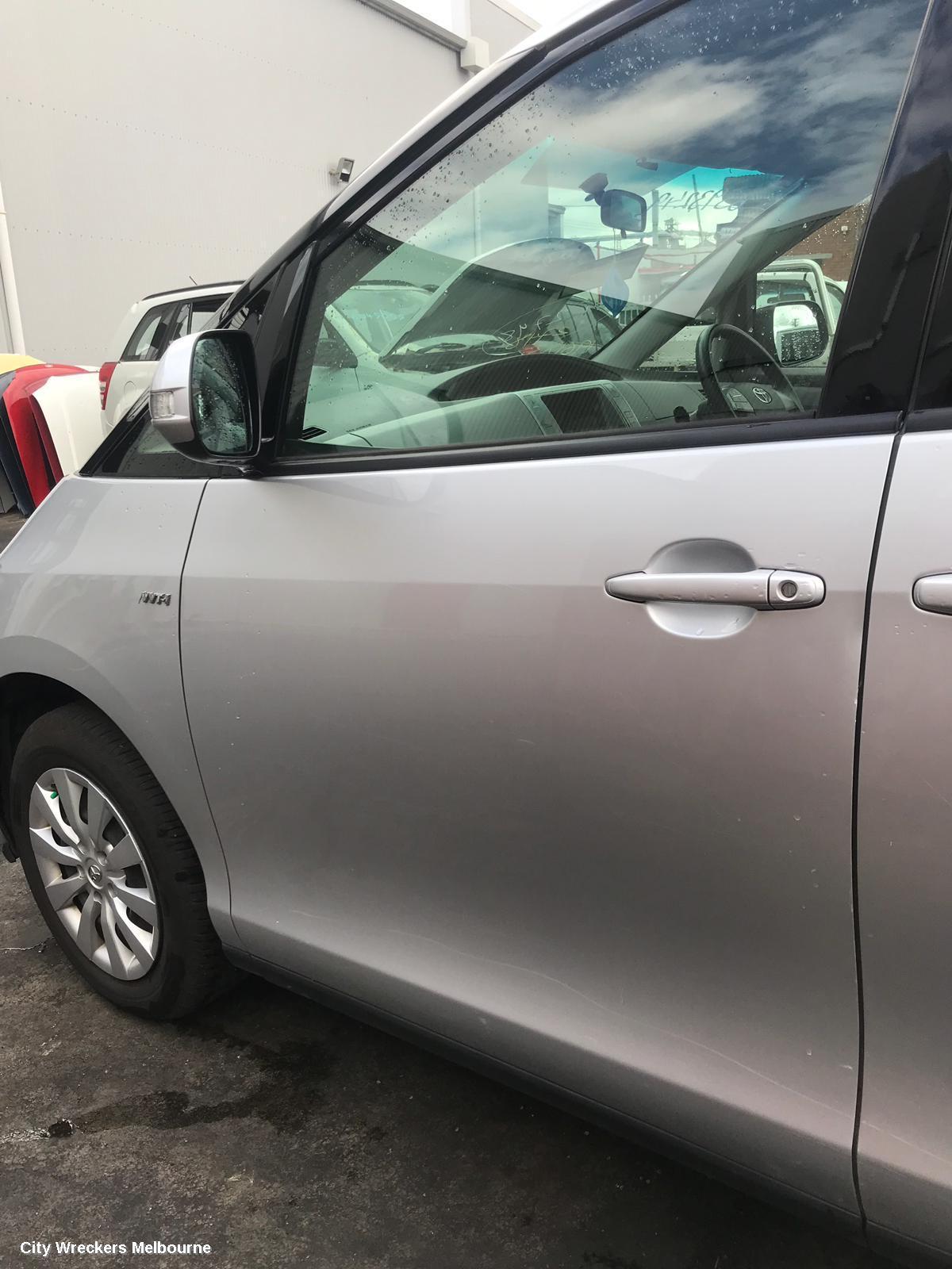 TOYOTA TARAGO REAR GARNISH, TAILGATE GARNISH (CENTRE), ACR50R, 03/2006 - 06/2020
