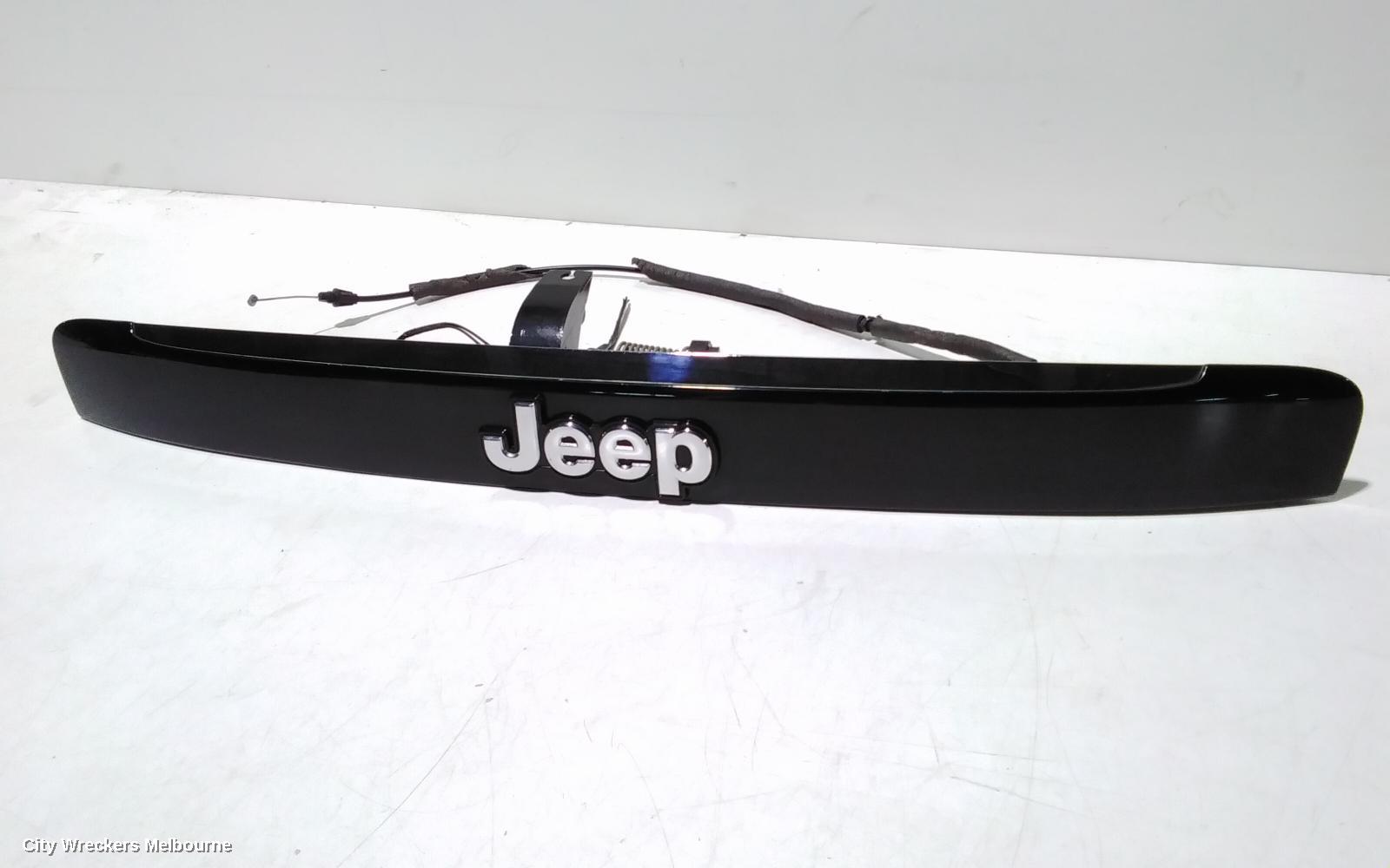 JEEP COMPASS REAR GARNISH, TAILGATE GARNISH (CENTRE), MK, 07/2013 - 12/2016