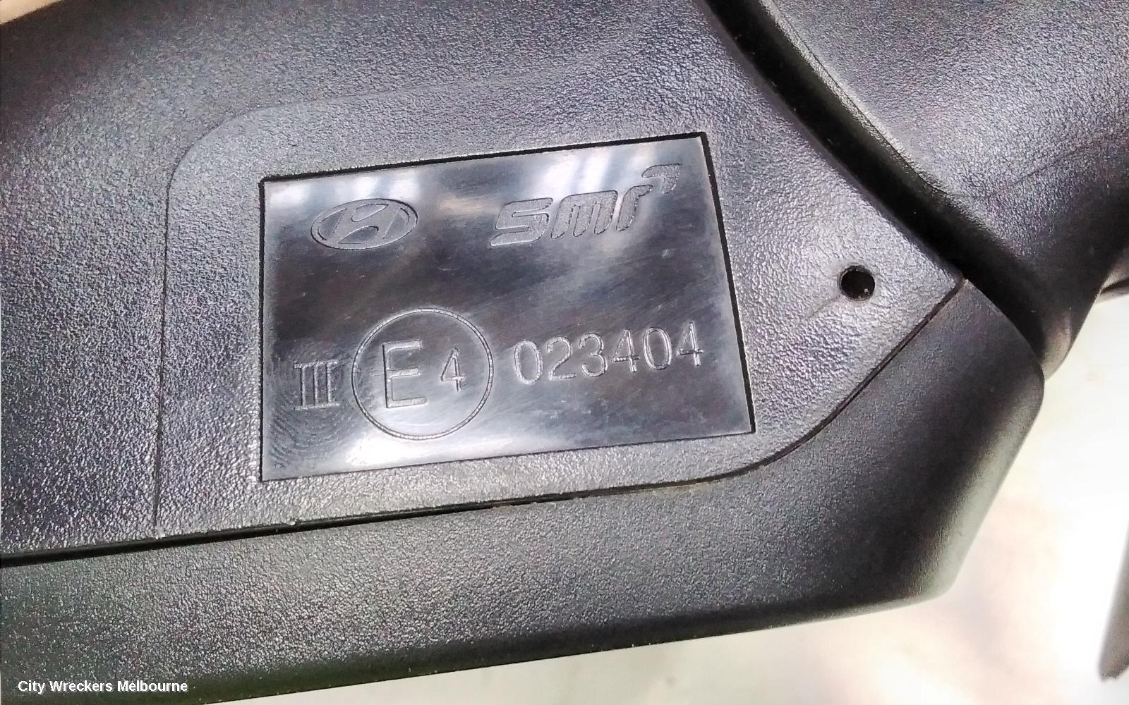 HYUNDAI VELOSTER RIGHT DOOR MIRROR, FS, MANUAL FOLDING, NON HEATED TYPE, 12/2011 - 02/2018
