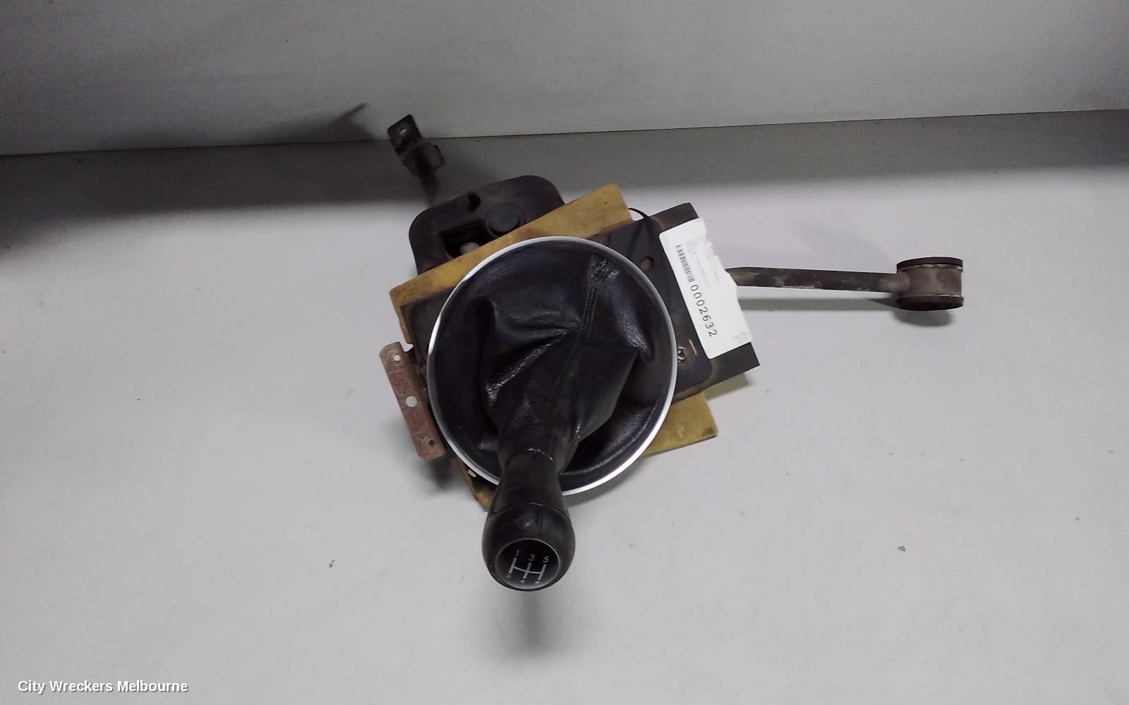 SUBARU LIBERTY GEAR STICK/SHIFTER, GEAR SHIFTER, MANUAL T/M, 5 SPEED, 4TH GEN, 09/2003 - 09/2009