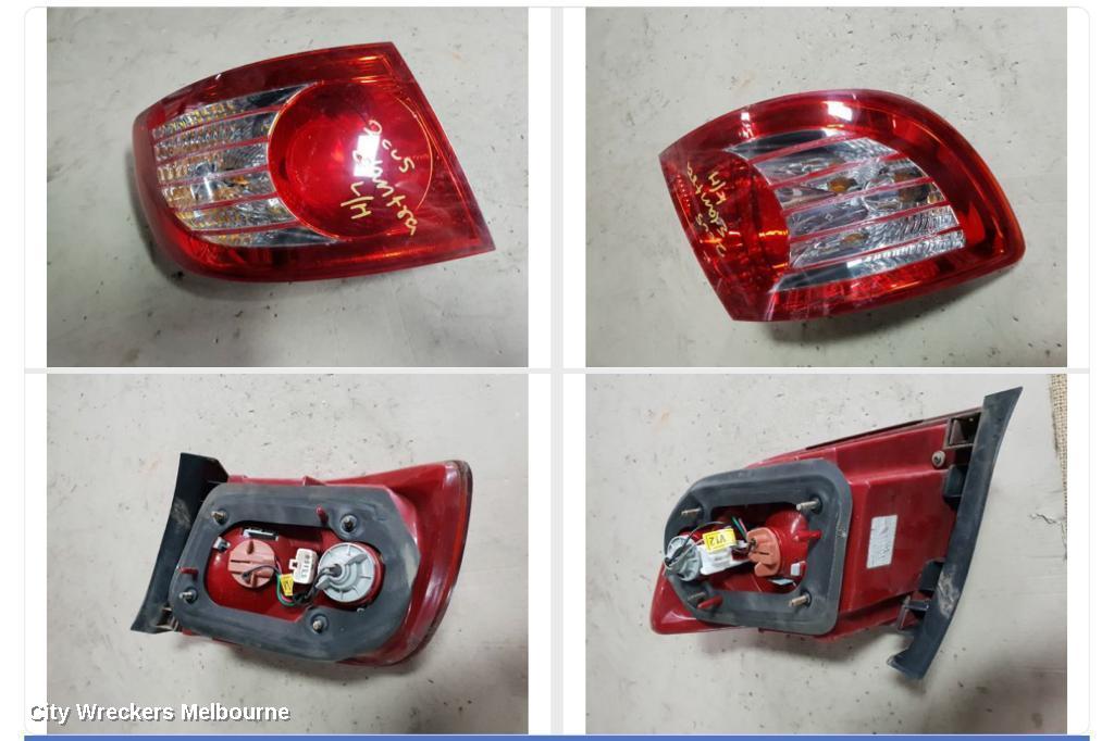 HYUNDAI ELANTRA LEFT TAILLIGHT, XD, HATCH, 10/2003 - 07/2006