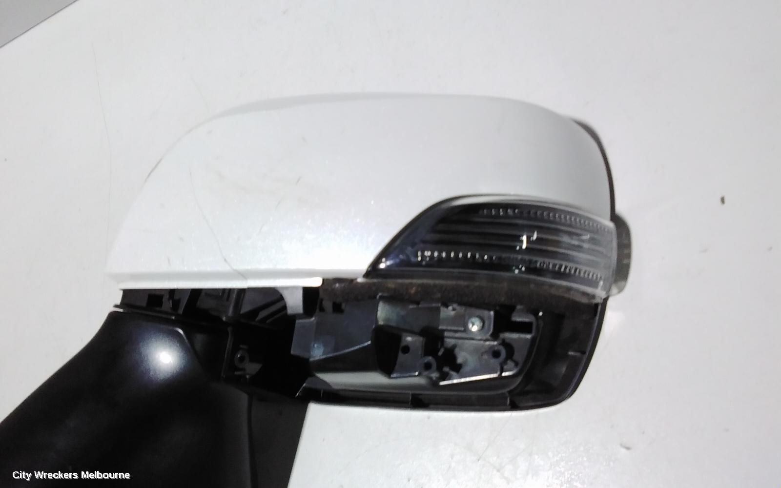 SUBARU OUTBACK LEFT DOOR MIRROR, 6TH GEN, MANUAL FOLD, NON BLIND SPOT TYPE, 08/2014 - 02/2016