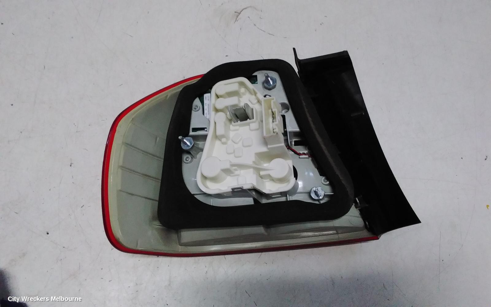 BMW 3 SERIES RIGHT TAILLIGHT, E90, SEDAN, NON LED TYPE, 03/2005 - 10/2008