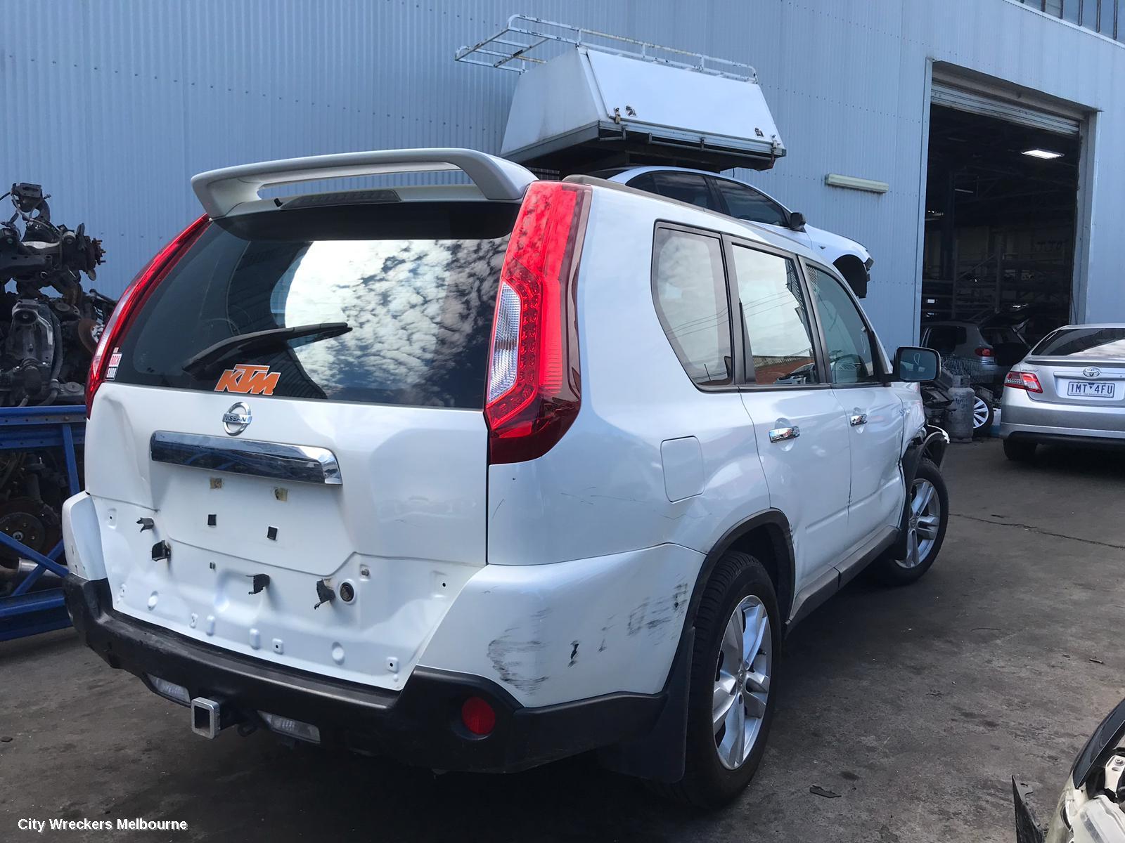 NISSAN XTRAIL RIGHT FRONT WINDOW REG/MOTOR, T31, POWER, 10/2007 - 12/2013