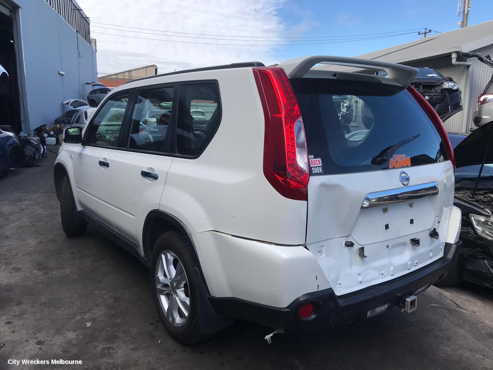 NISSAN XTRAIL RIGHT FRONT WINDOW REG/MOTOR, T31, POWER, 10/2007 - 12/2013