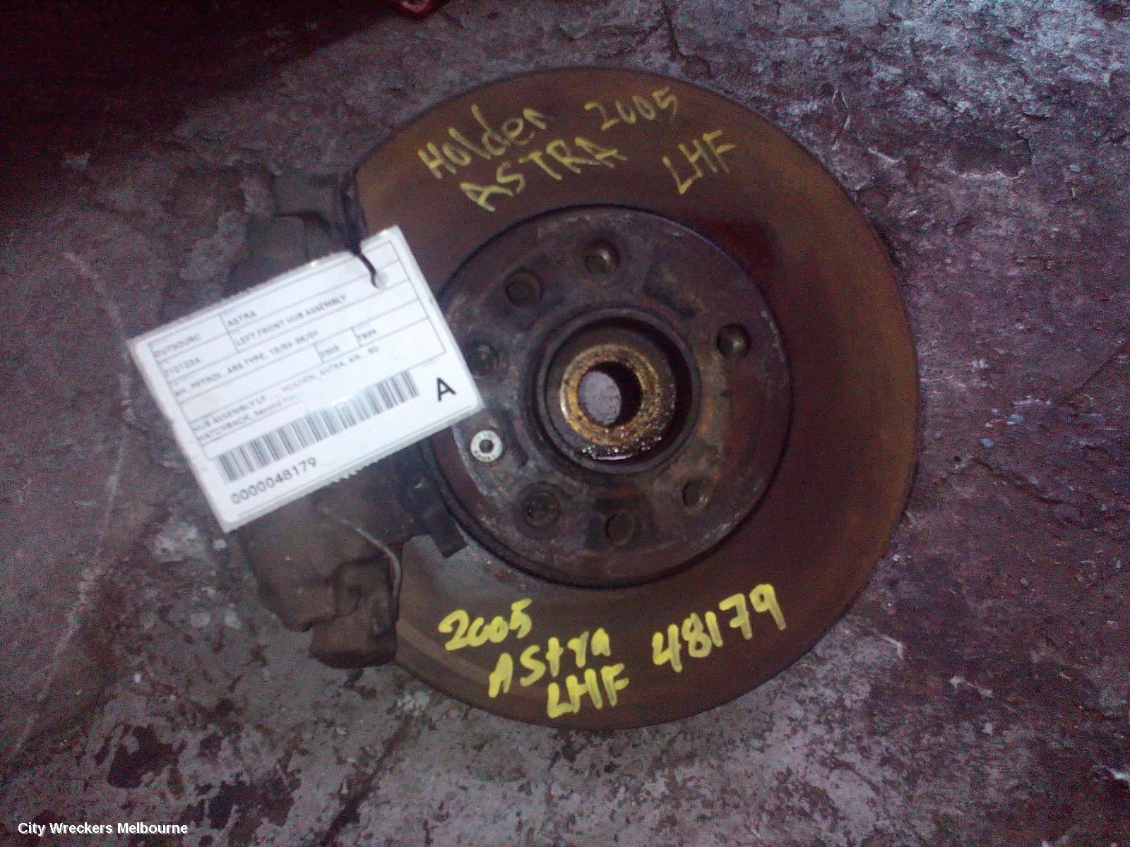 HOLDEN ASTRA LEFT FRONT HUB ASSEMBLY, AH, PETROL, ABS TYPE, 10/2004 - 08/2009