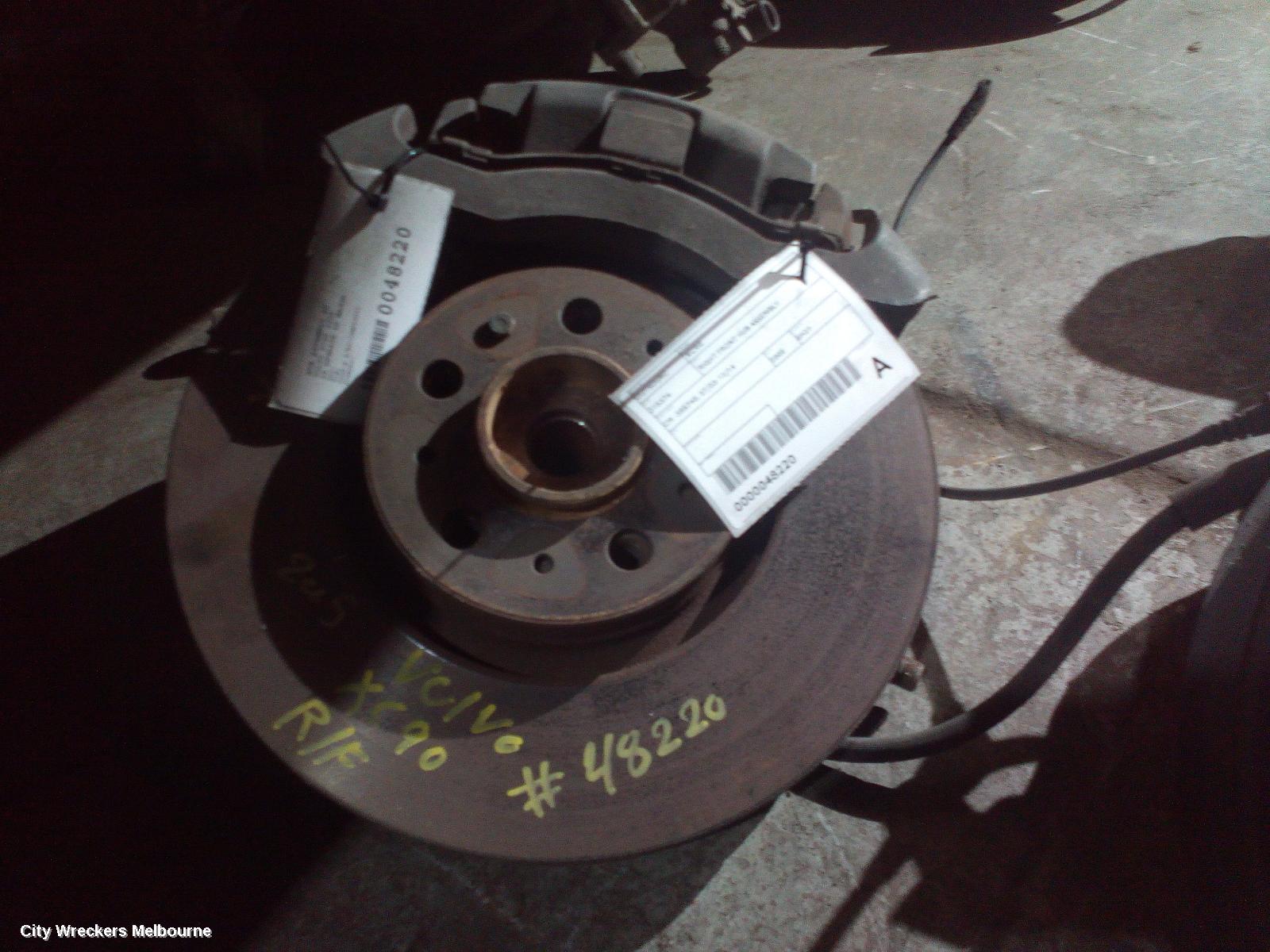 VOLVO XC90 RIGHT FRONT HUB ASSEMBLY, CH -355740, 07/2003 - 12/2014