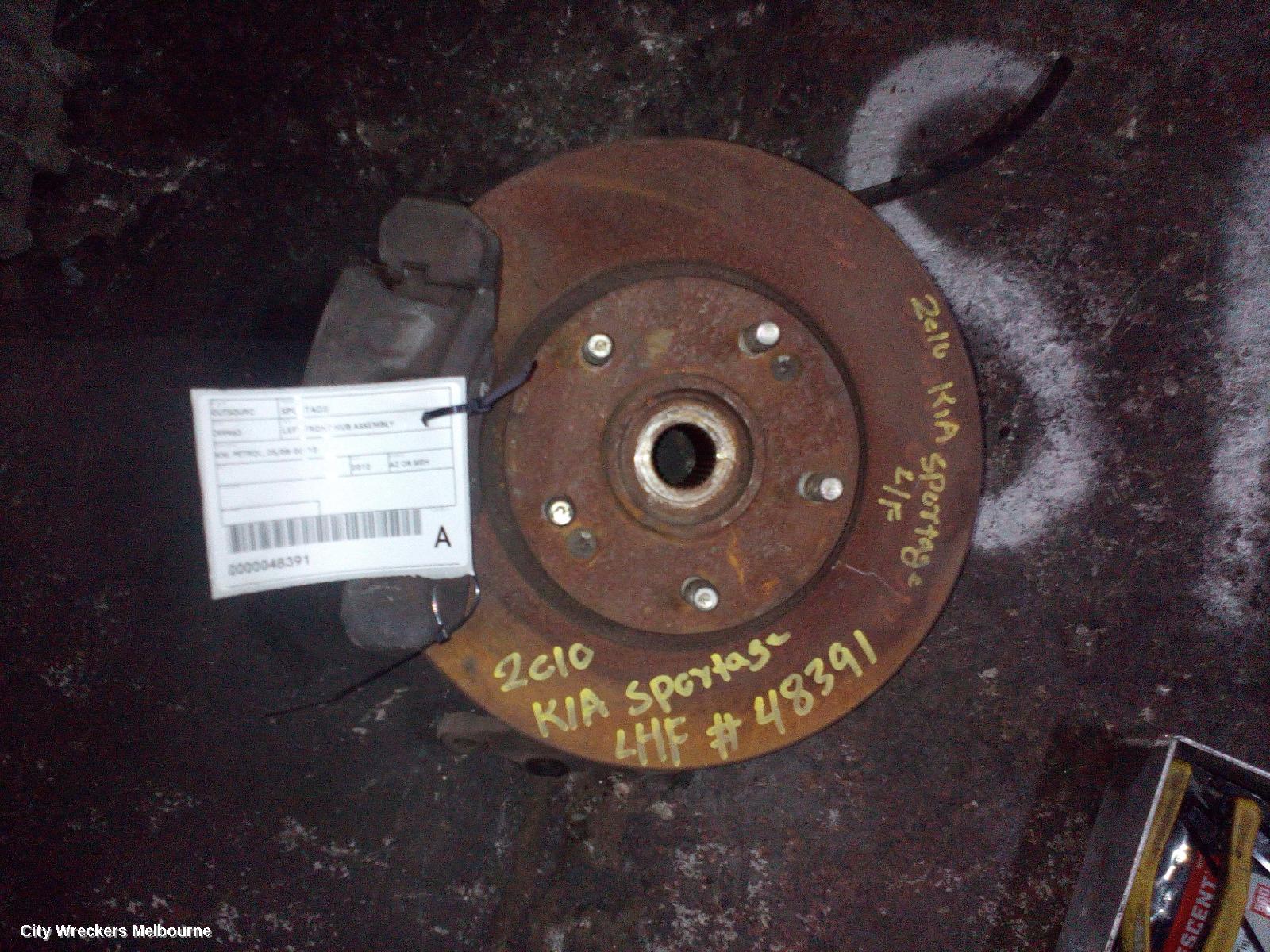 KIA SPORTAGE LEFT FRONT HUB ASSEMBLY, KM, PETROL, 05/2008 - 06/2010