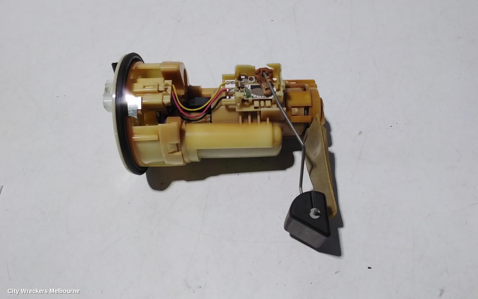TOYOTA CAMRY FUEL PUMP, SK36 10/2002 - 06/2006