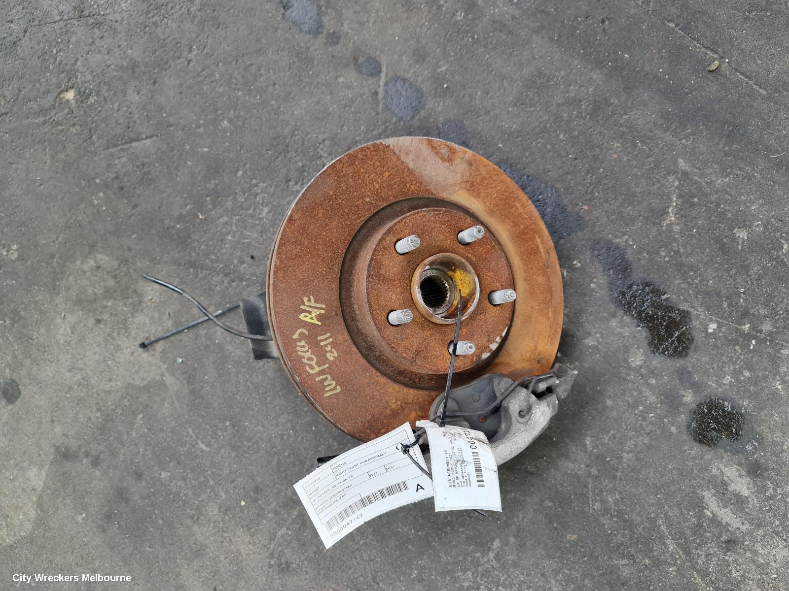 FORD FOCUS RIGHT FRONT HUB ASSEMBLY, LW, PETROL, 05/2011 - 08/2015
