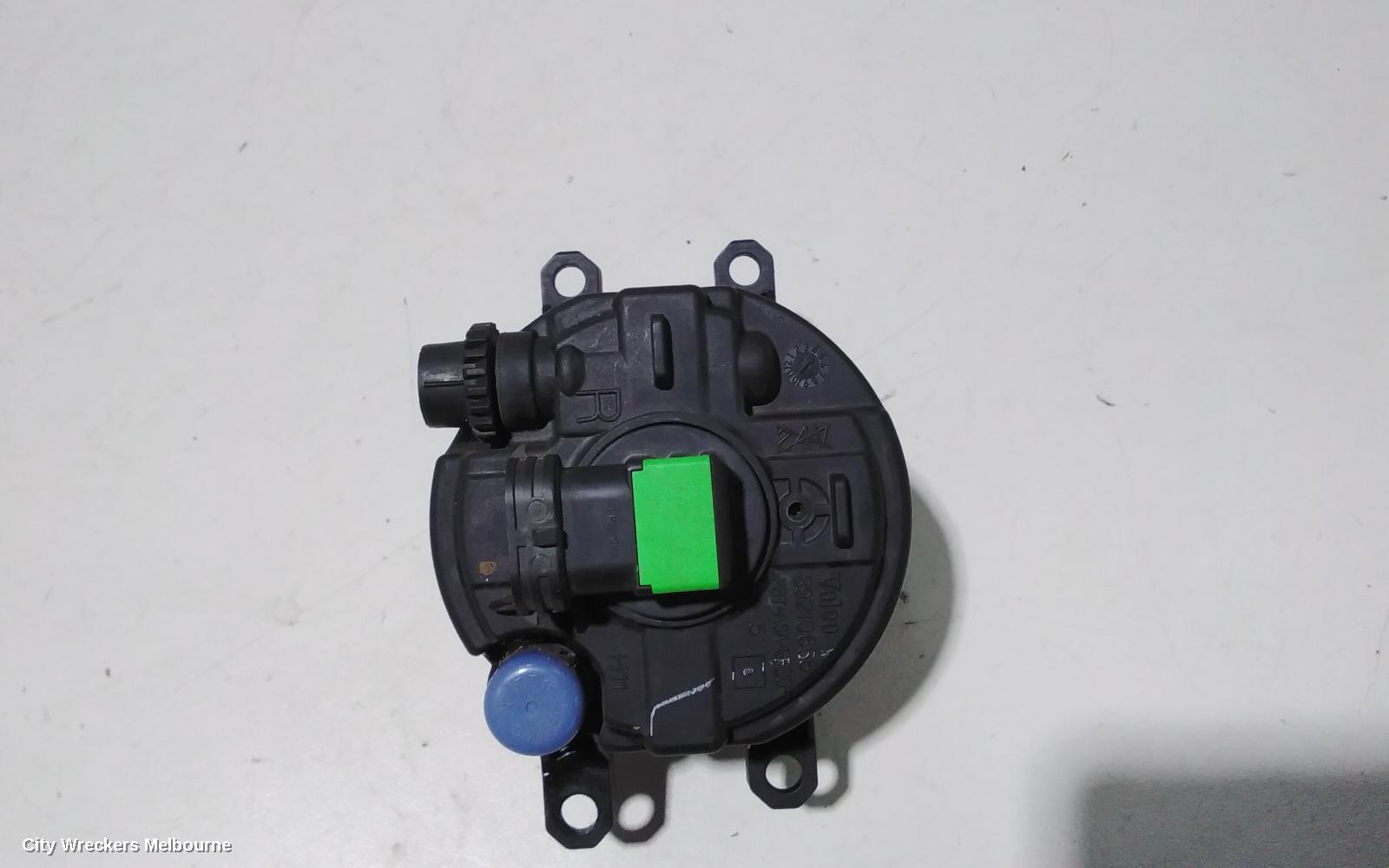 TOYOTA TARAGO RIGHT INDICATOR/FOG/SIDE, BUMPER FOGLAMP, ACR50R, 03/2006 - 06/2020