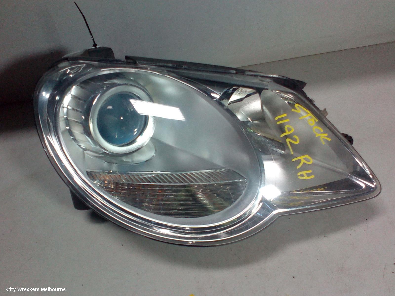 VOLKSWAGEN EOS RIGHT HEADLAMP, 1F, HALOGEN TYPE, 02/2007 - 04/2011