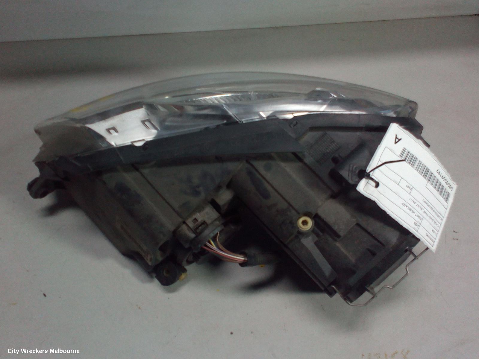 VOLKSWAGEN EOS RIGHT HEADLAMP, 1F, HALOGEN TYPE, 02/2007 - 04/2011