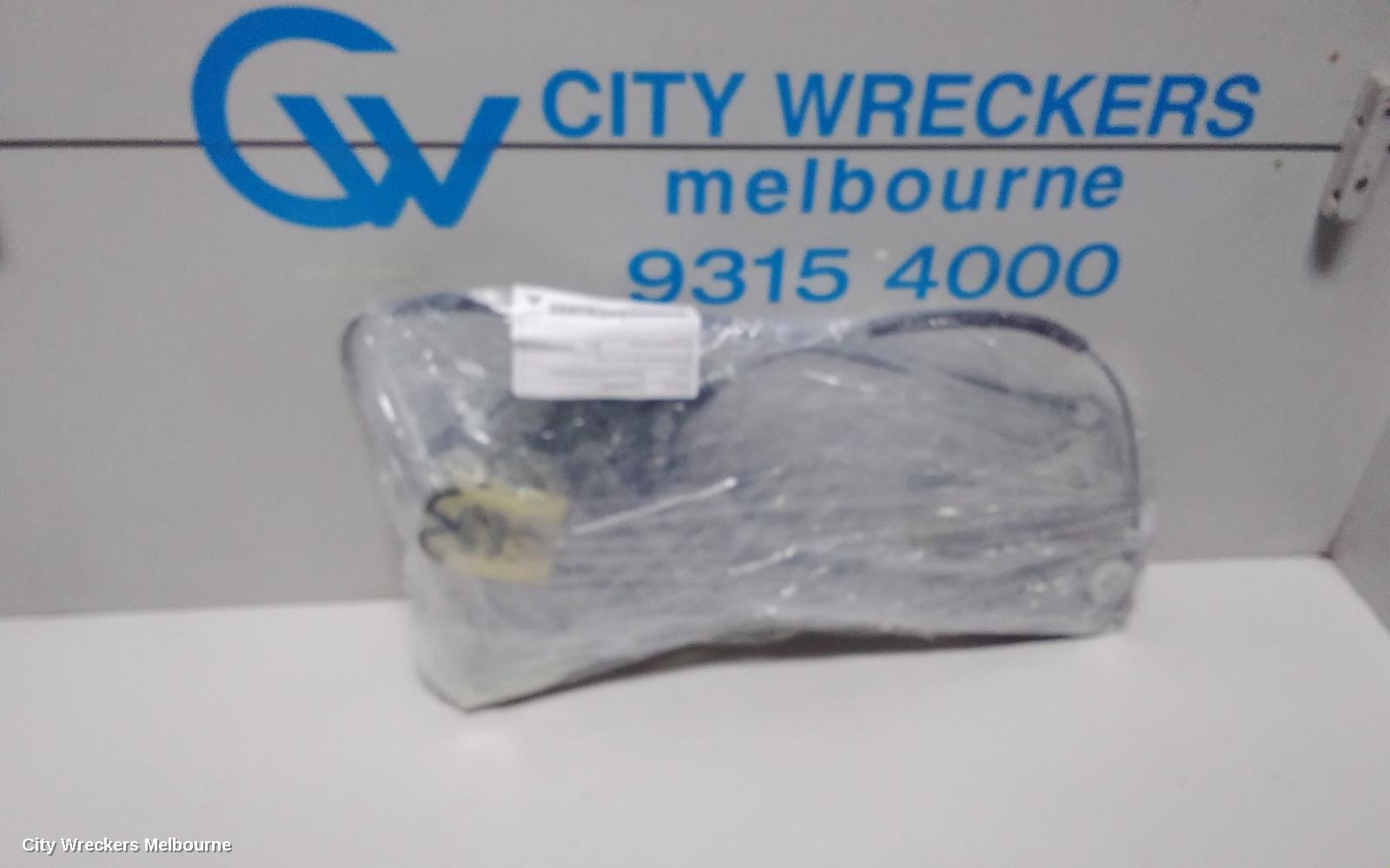 HOLDEN COMMODORE LEFT FRONT WINDOW REG/MOTOR, ZB, 10/2017 - 12/2020
