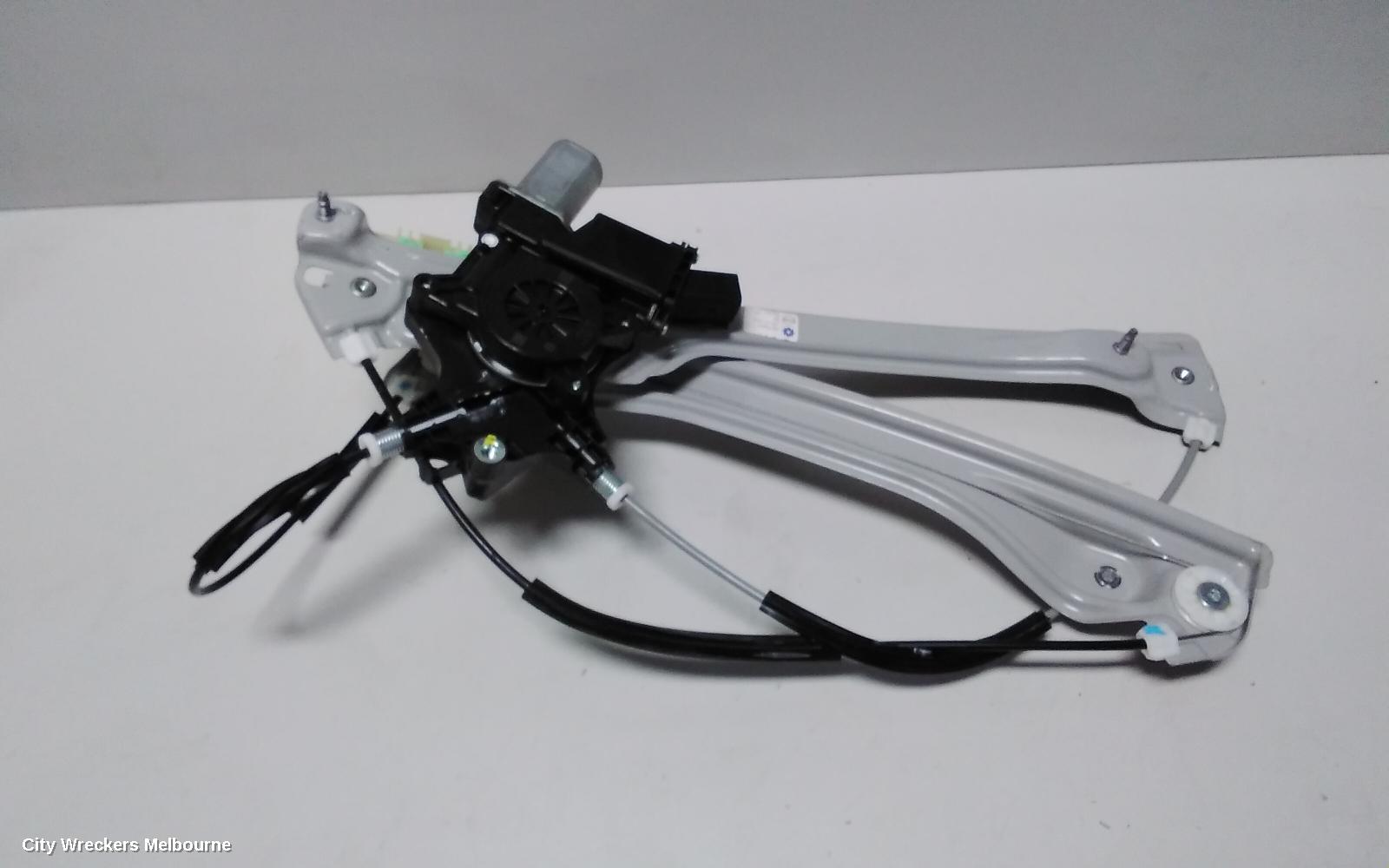 HOLDEN COMMODORE LEFT FRONT WINDOW REG/MOTOR, ZB, 10/2017 - 12/2020
