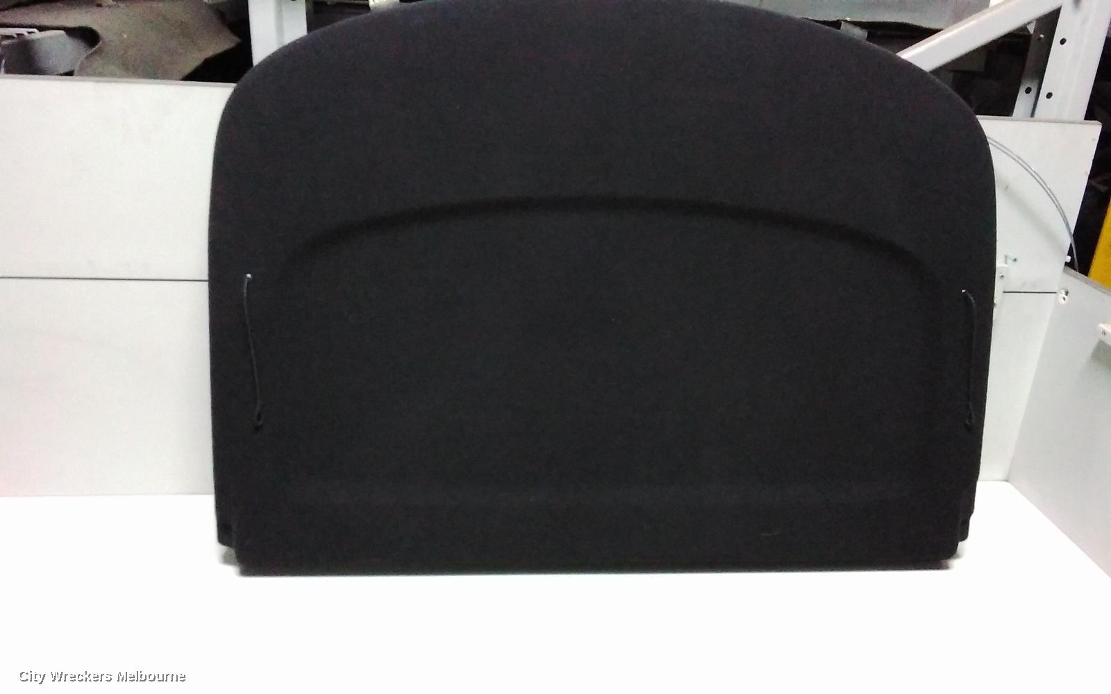 HOLDEN COMMODORE PARCEL SHELF CARGO BLIND, ZB, HATCH, PARCEL SHELF, 10/2017 - 12/2020