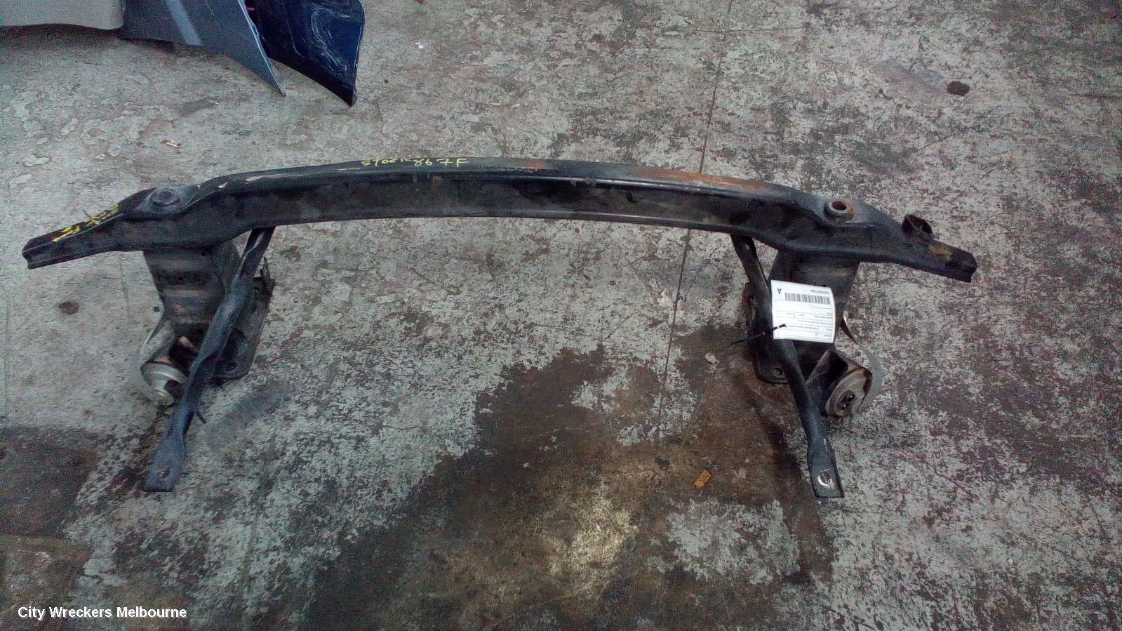 BMW X5 F/BAR REINFORC/BRACK, STEEL SECTION, E70, EARLY 02/2006 - 03/2010