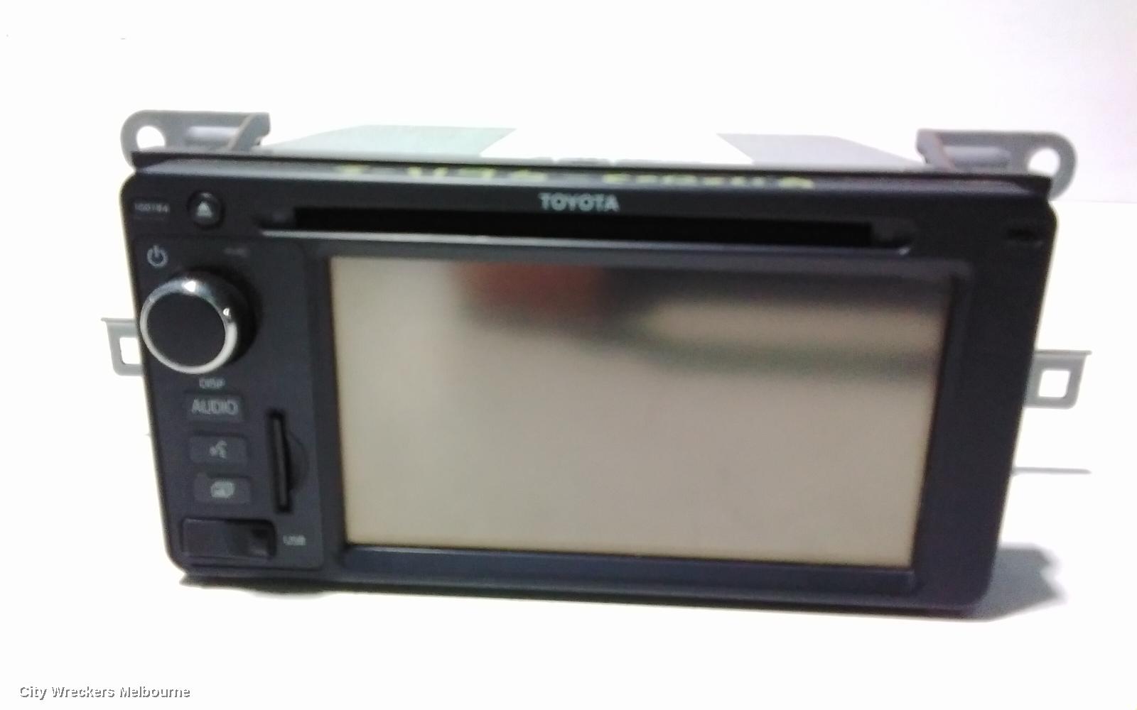 TOYOTA COROLLA RADIO/CD/DVD/SAT/TV, SINGLE DISC CD PLAYER (P/N ON FACE 100184), ZRE182R, HATCH, 10/2012 - 03/2015