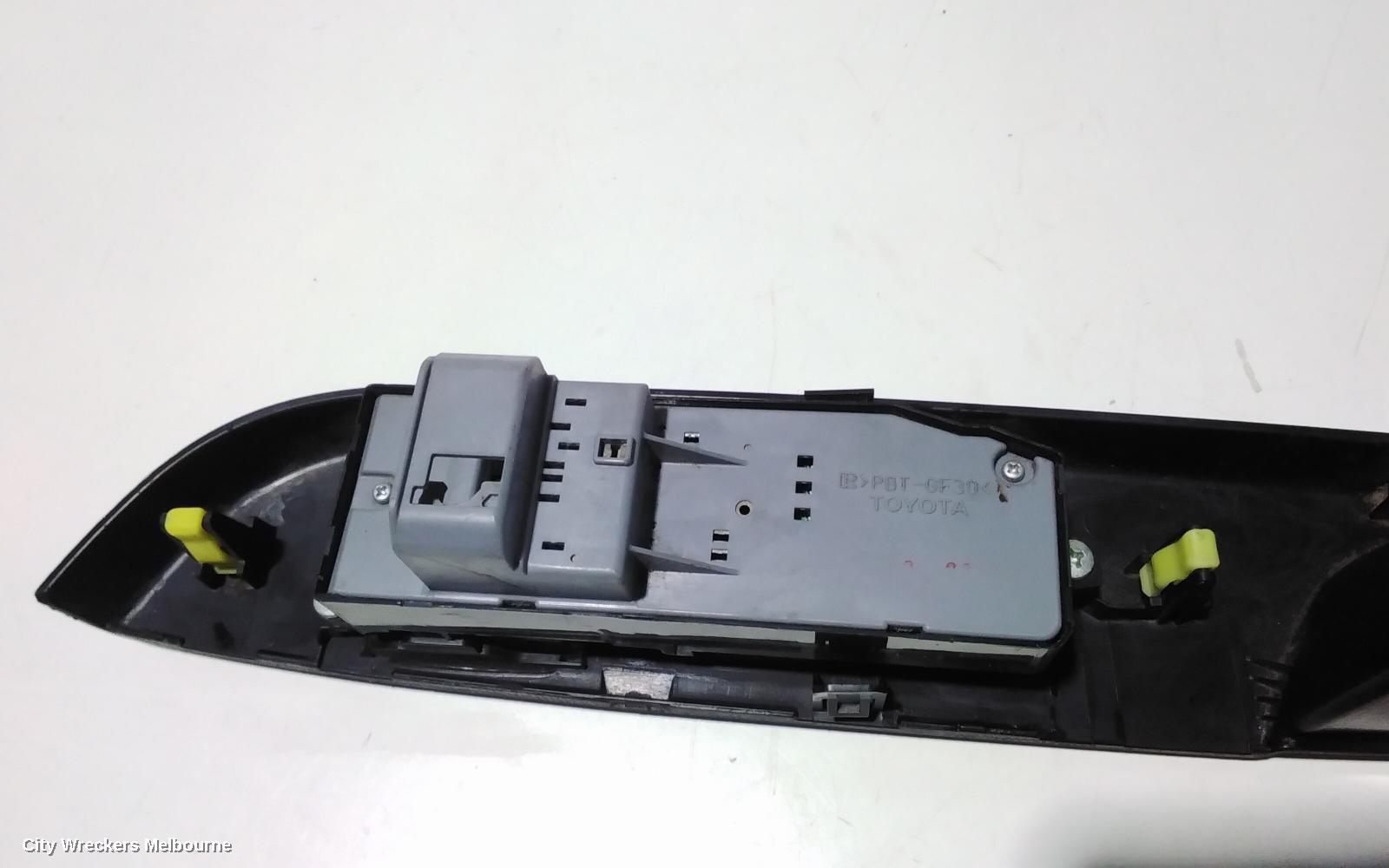 TOYOTA HIACE PWR DR WIND SWITCH, RH FRONT (MASTER SWITCH), TRH/KDH, 03/2005 - 02/2014
