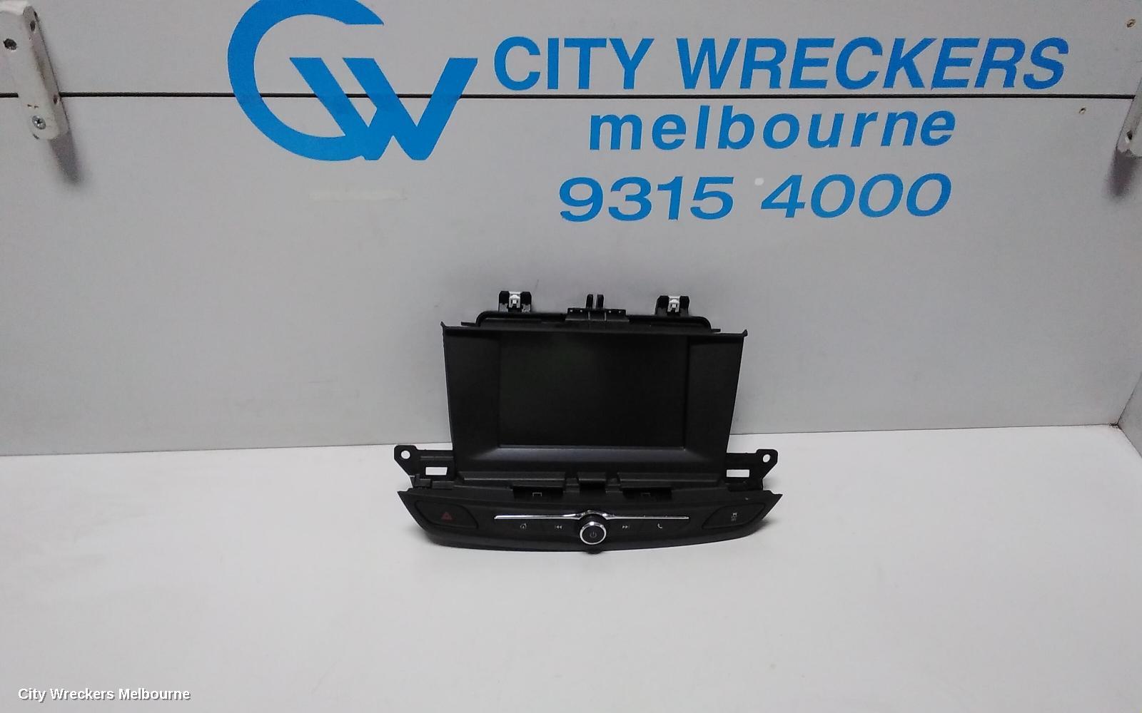 HOLDEN COMMODORE RADIO/CD/DVD/SAT/TV, DISPLAY SCREEN, 7IN NON SAT NAV TYPE, ZB, 10/2017 - 12/2020