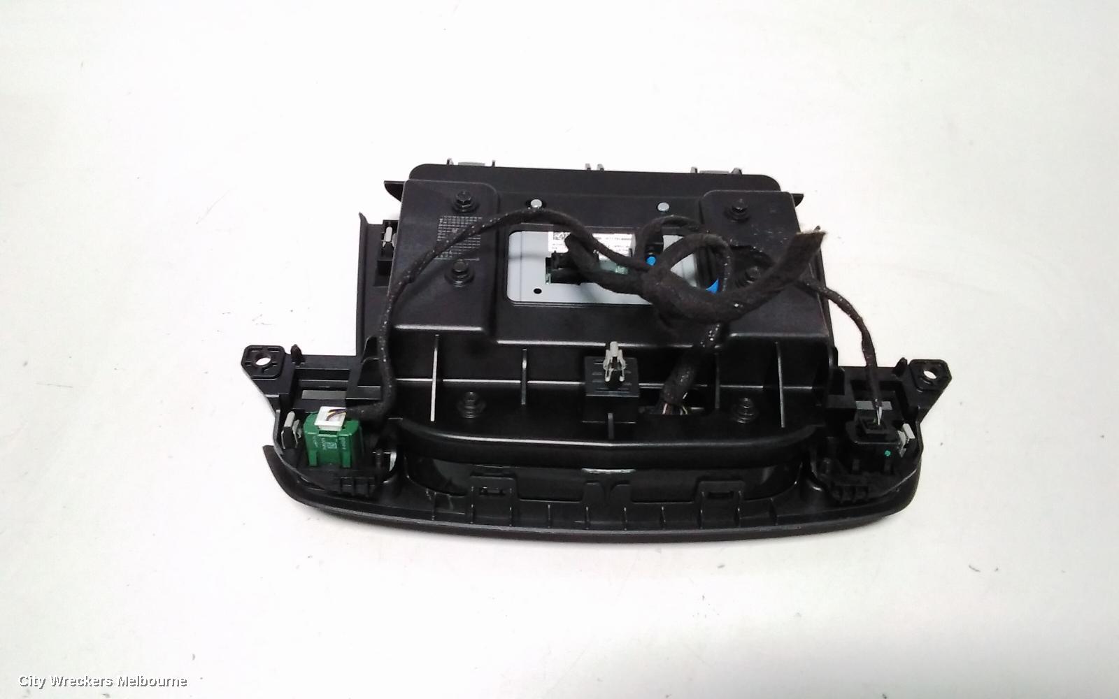 HOLDEN COMMODORE RADIO/CD/DVD/SAT/TV, DISPLAY SCREEN, 7IN NON SAT NAV TYPE, ZB, 10/2017 - 12/2020