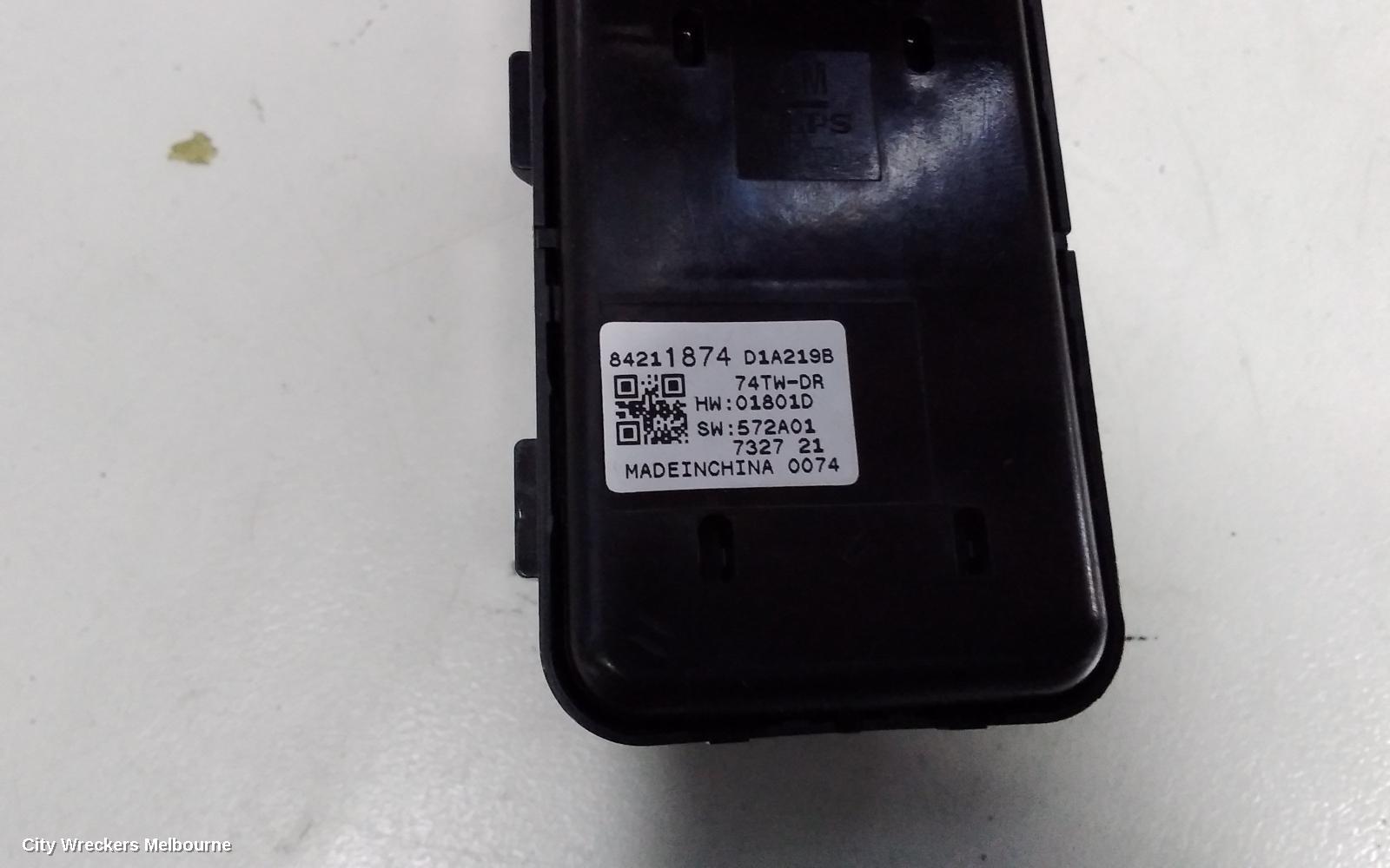 HOLDEN COMMODORE PWR DR WIND SWITCH, RH FRONT (MASTER SWITCH), ZB, HATCH/WAGON, 10/2017 - 12/2020